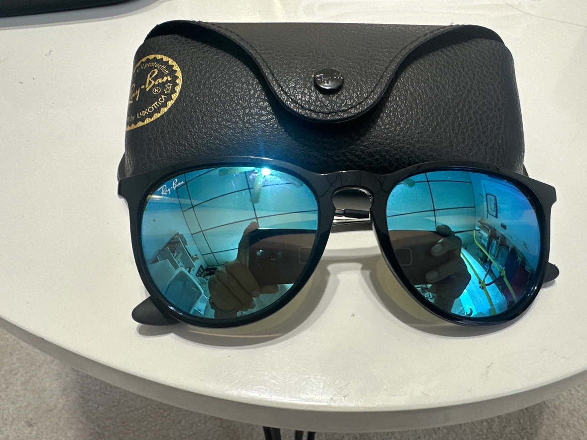 Ray-Ban Sunglasses with Blue Mirrored Lenses