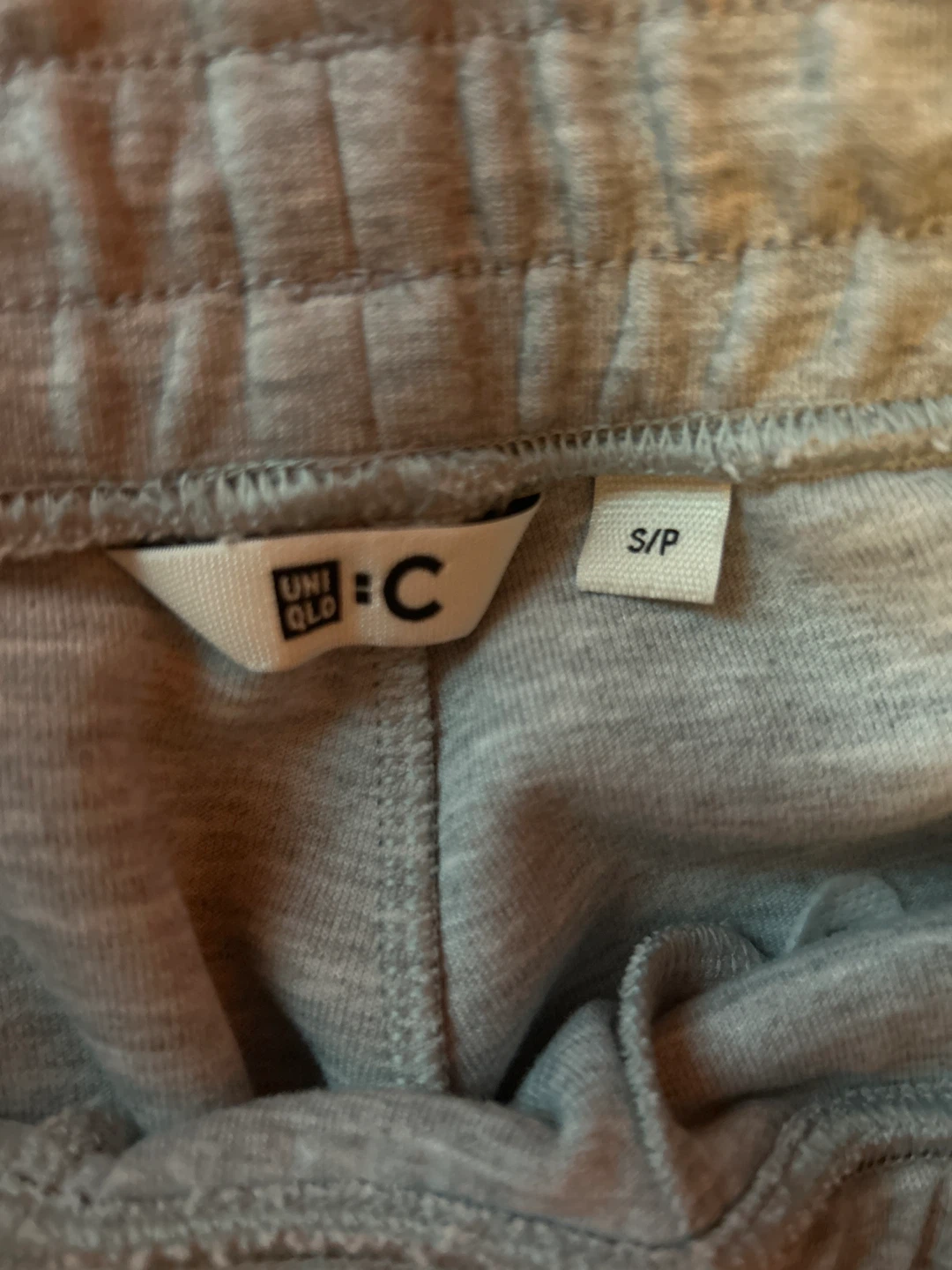 Uniqlo Grey Sweatpants - photo 2
