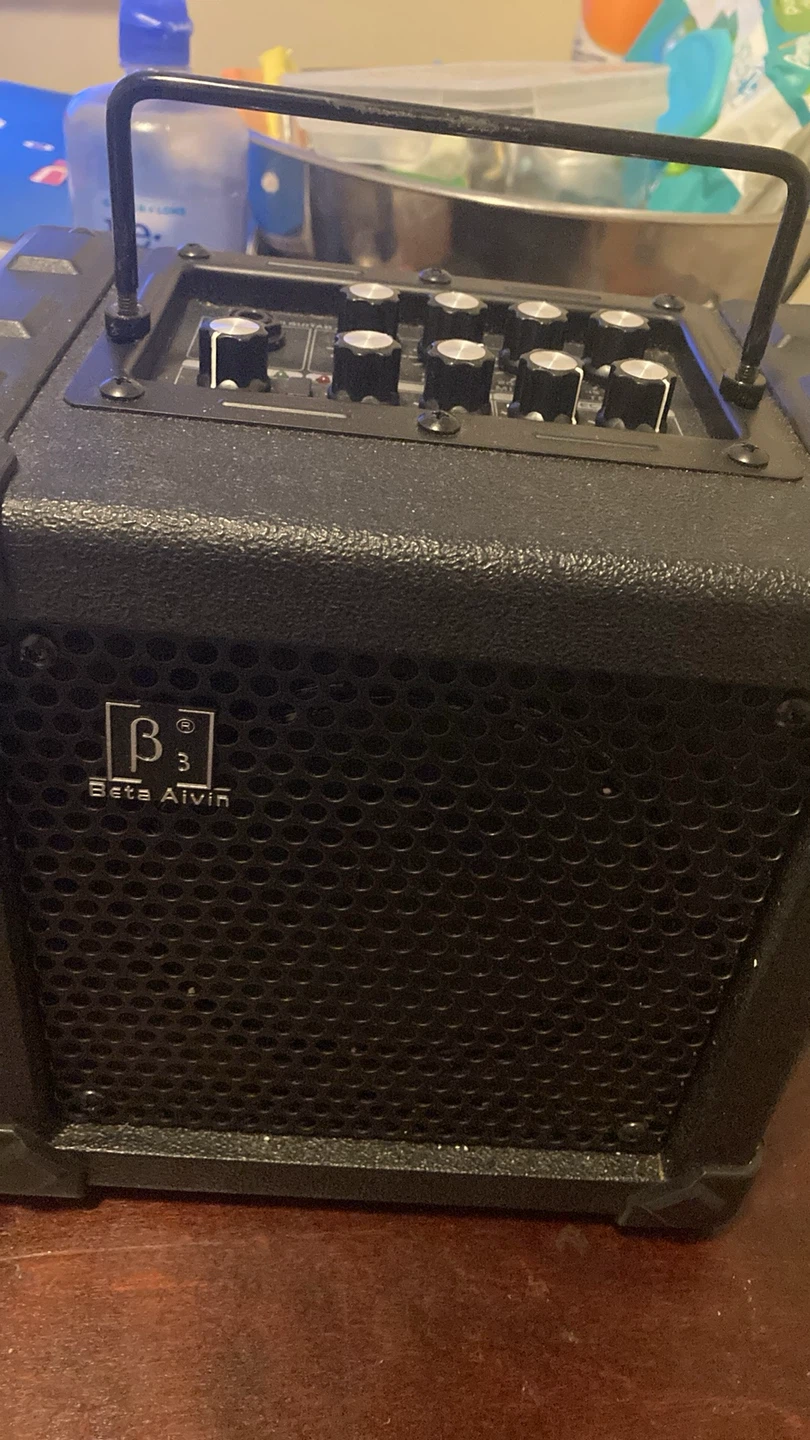 Electric guitar amplifier