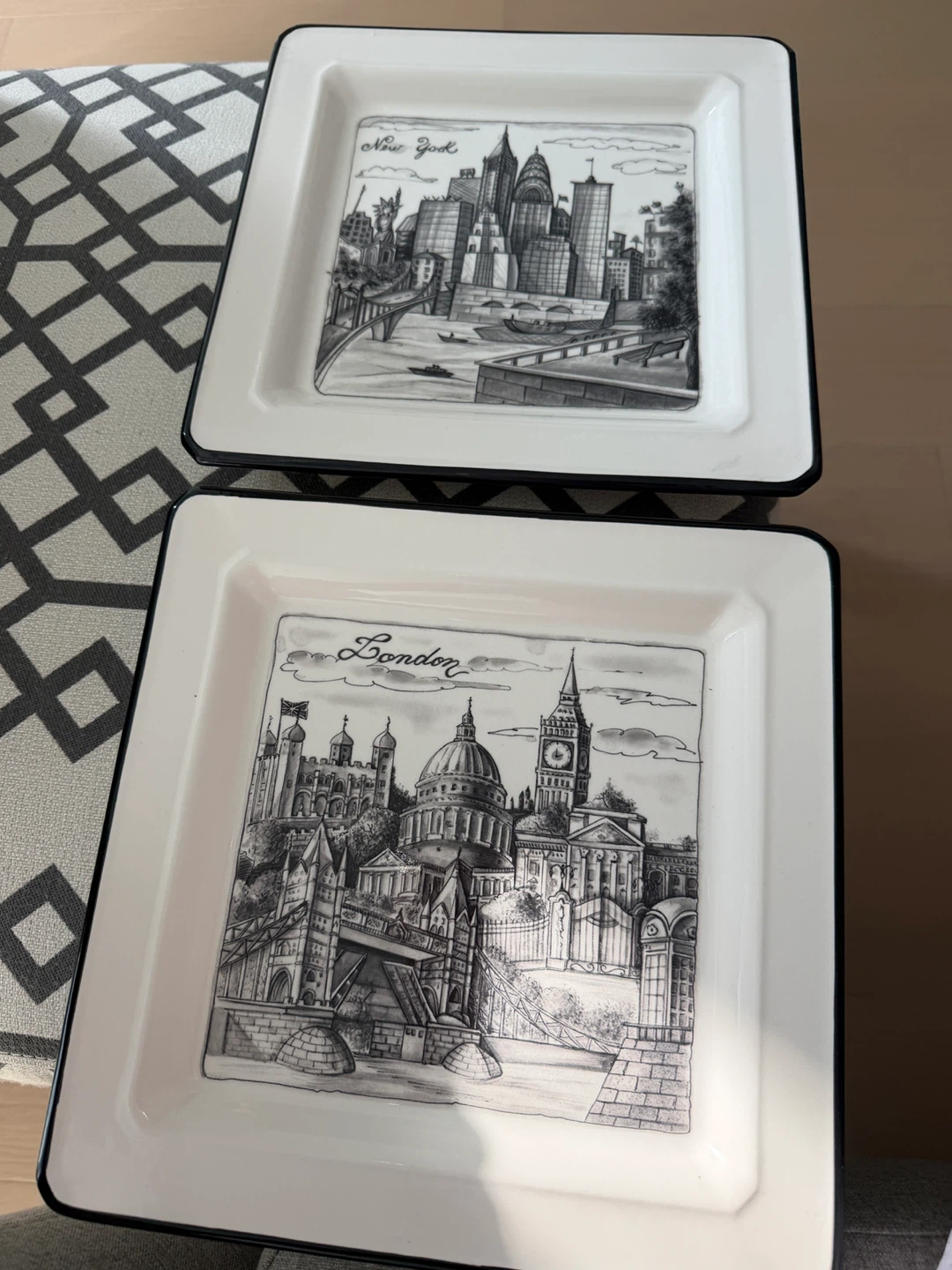 Set of 2 Decorative Square Plates