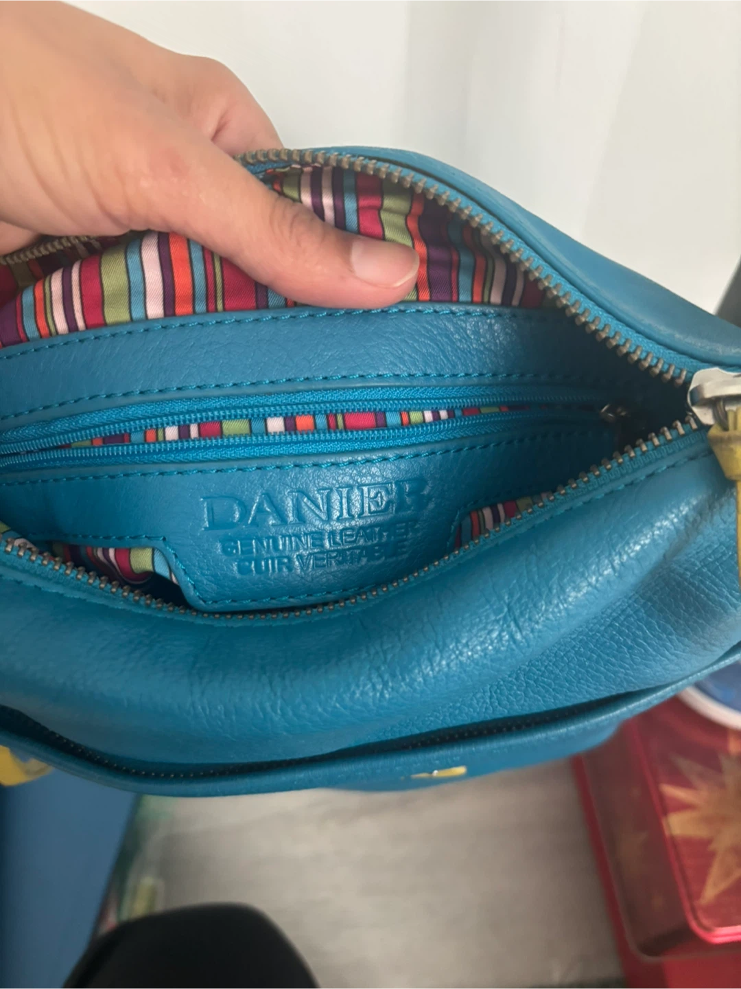 Danier Teal Leather Crossbody Purse - photo 5