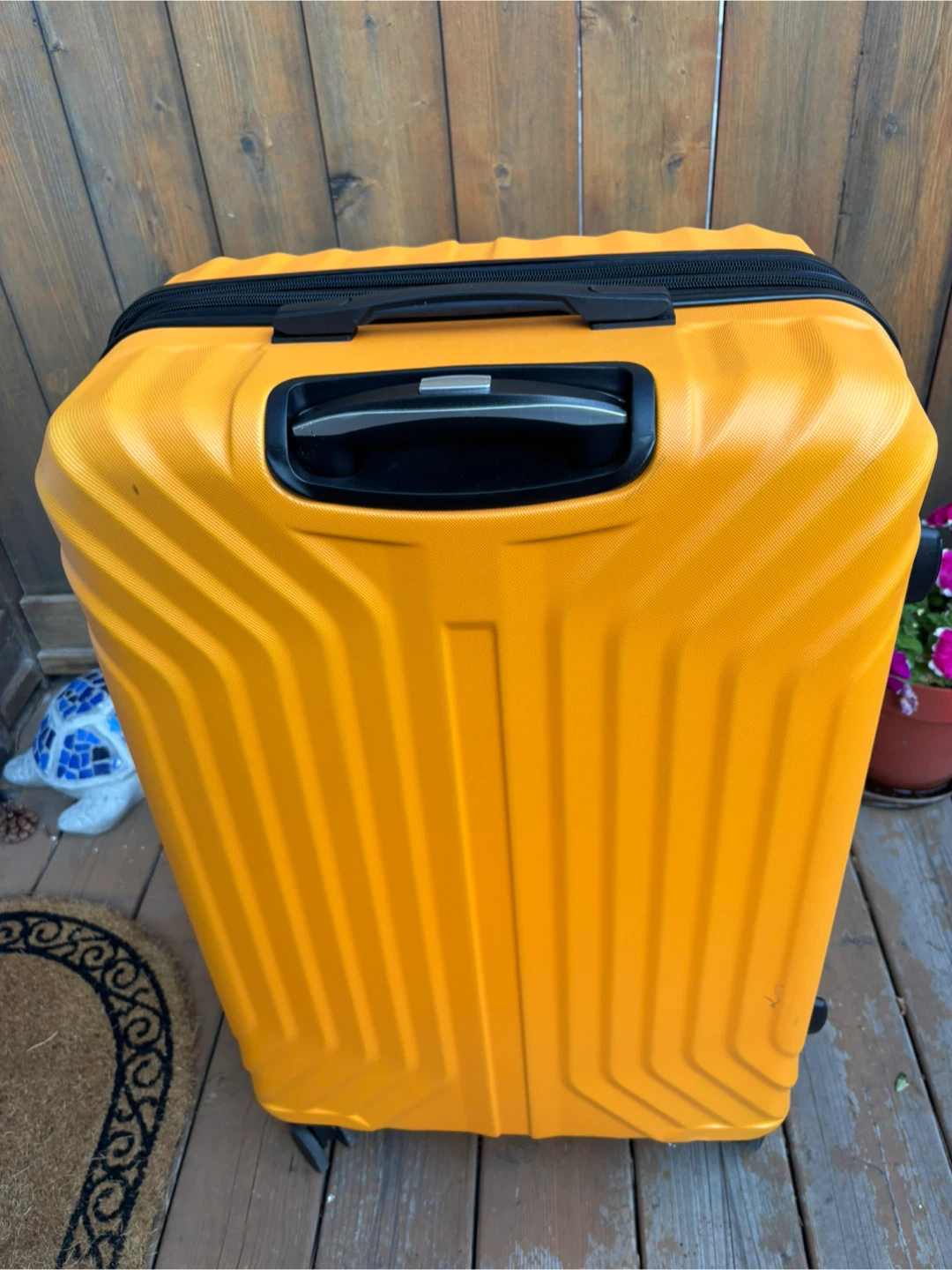 American Tourister Orange Hardside Spinner Luggage - photo 4