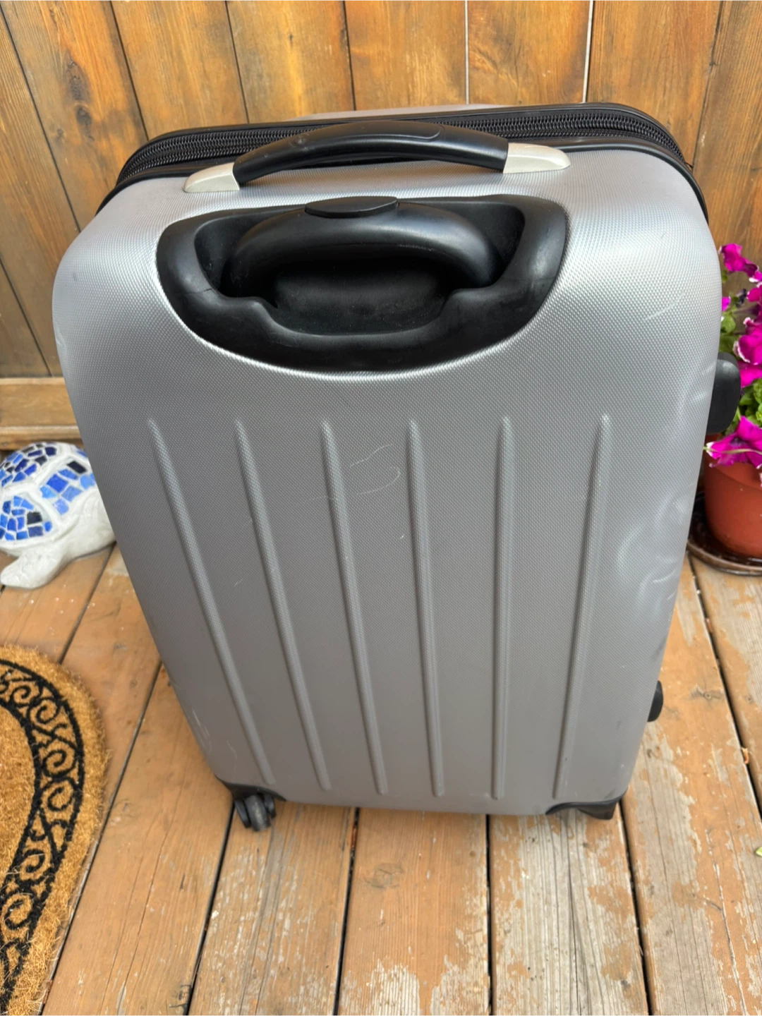Silver HEYS Spinner Luggage - photo 4