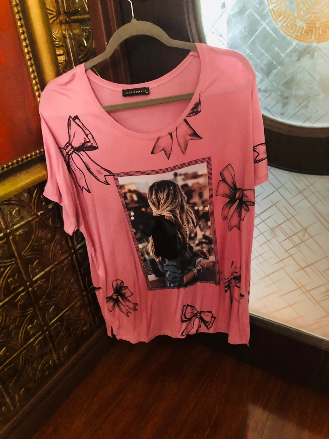 LISS WOMANS Pink Graphic T-Shirt L