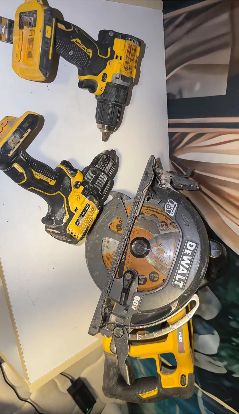 Dewalt Drill and Circular Saw Set
