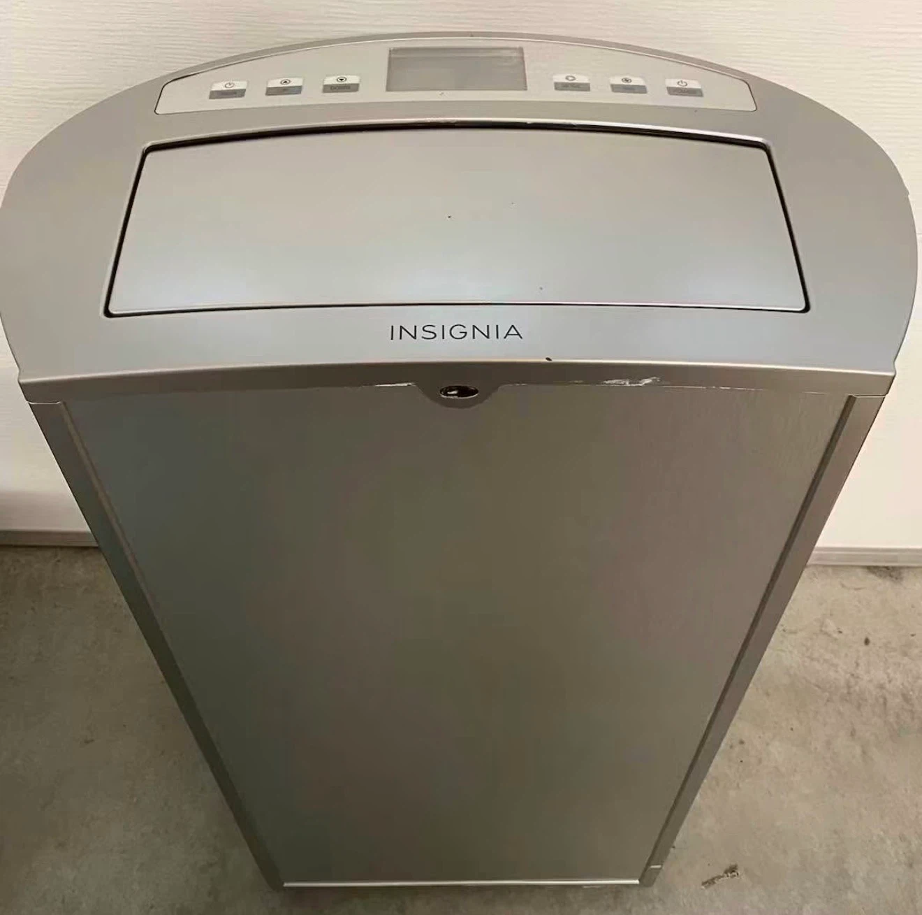 Insignia Portable Air Conditioner - photo 4