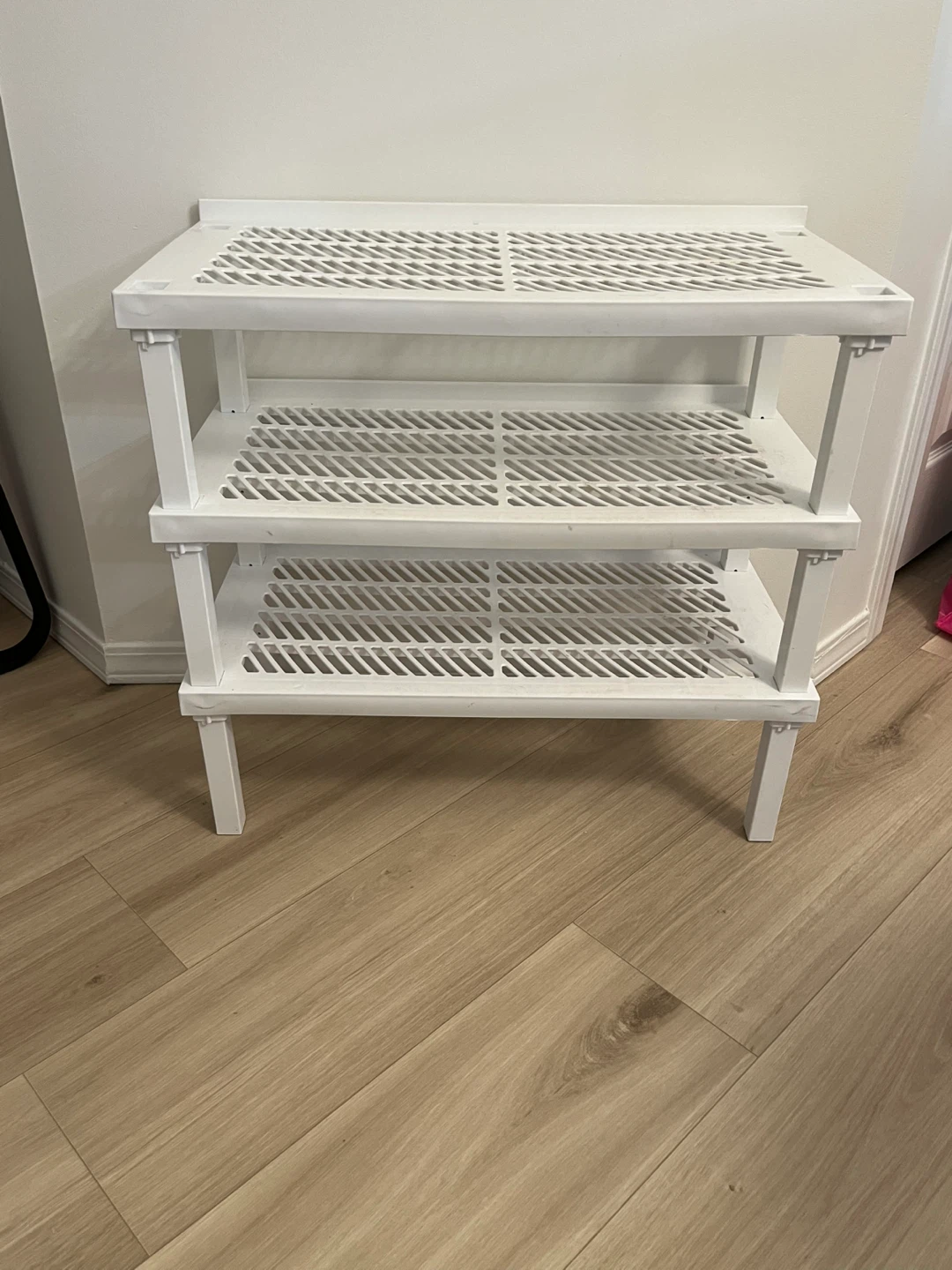 White 3-Tier Plastic Shoe Rack - photo 2