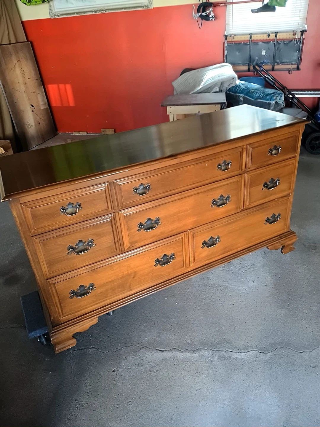 Dresser with mirror 80’s style