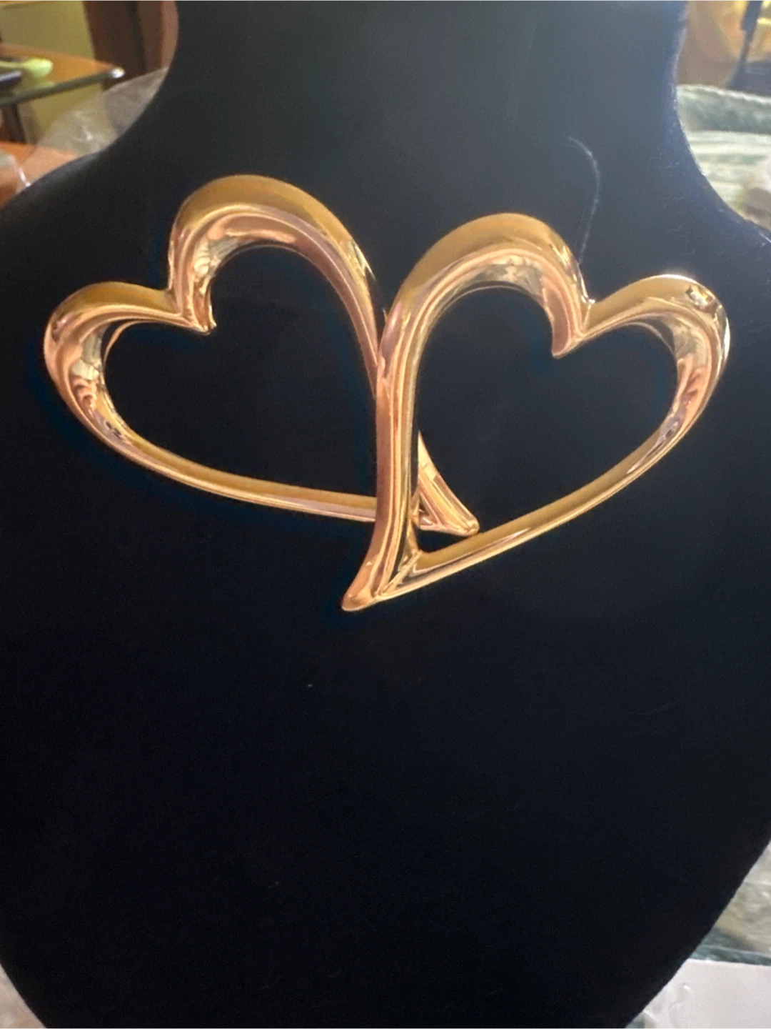 Gold Tone Interlocking Hearts Brooch - photo 3