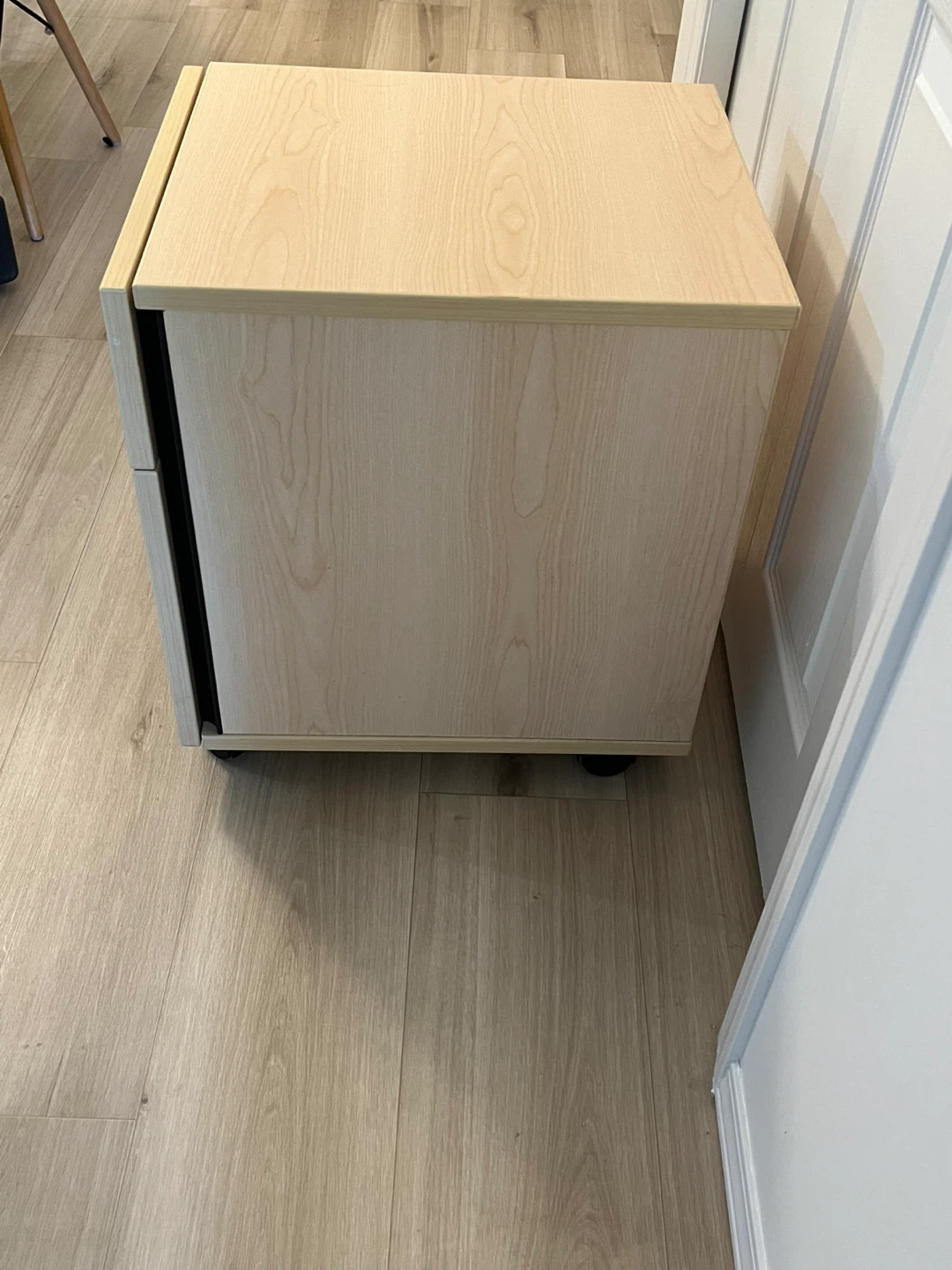 Mobile 2-Drawer Wood Filing Cabinet with Lock - photo 4