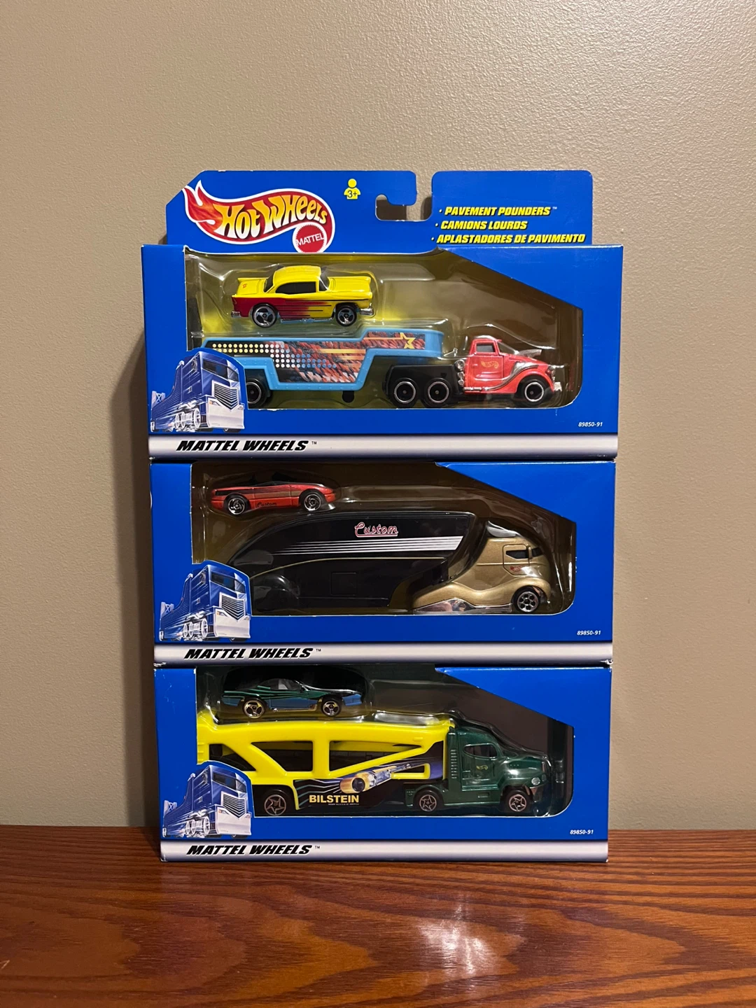 VINTAGE (1999) HOT WHEELS PAVEMENT POUNDERS