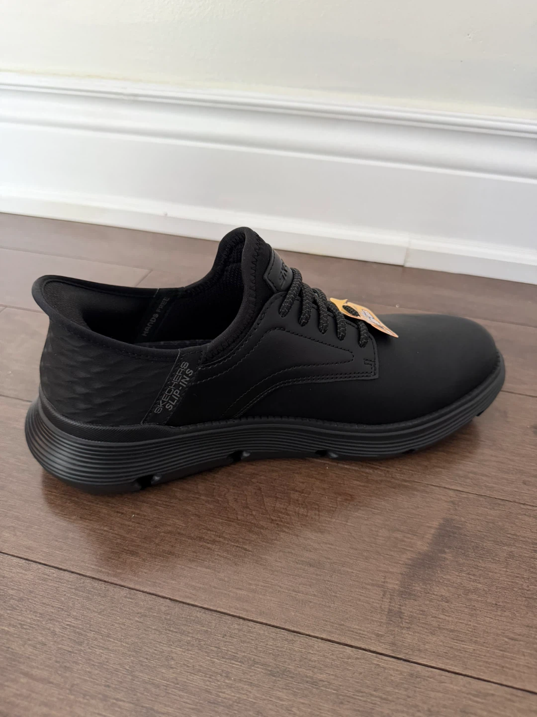 Skechers men’s shoe