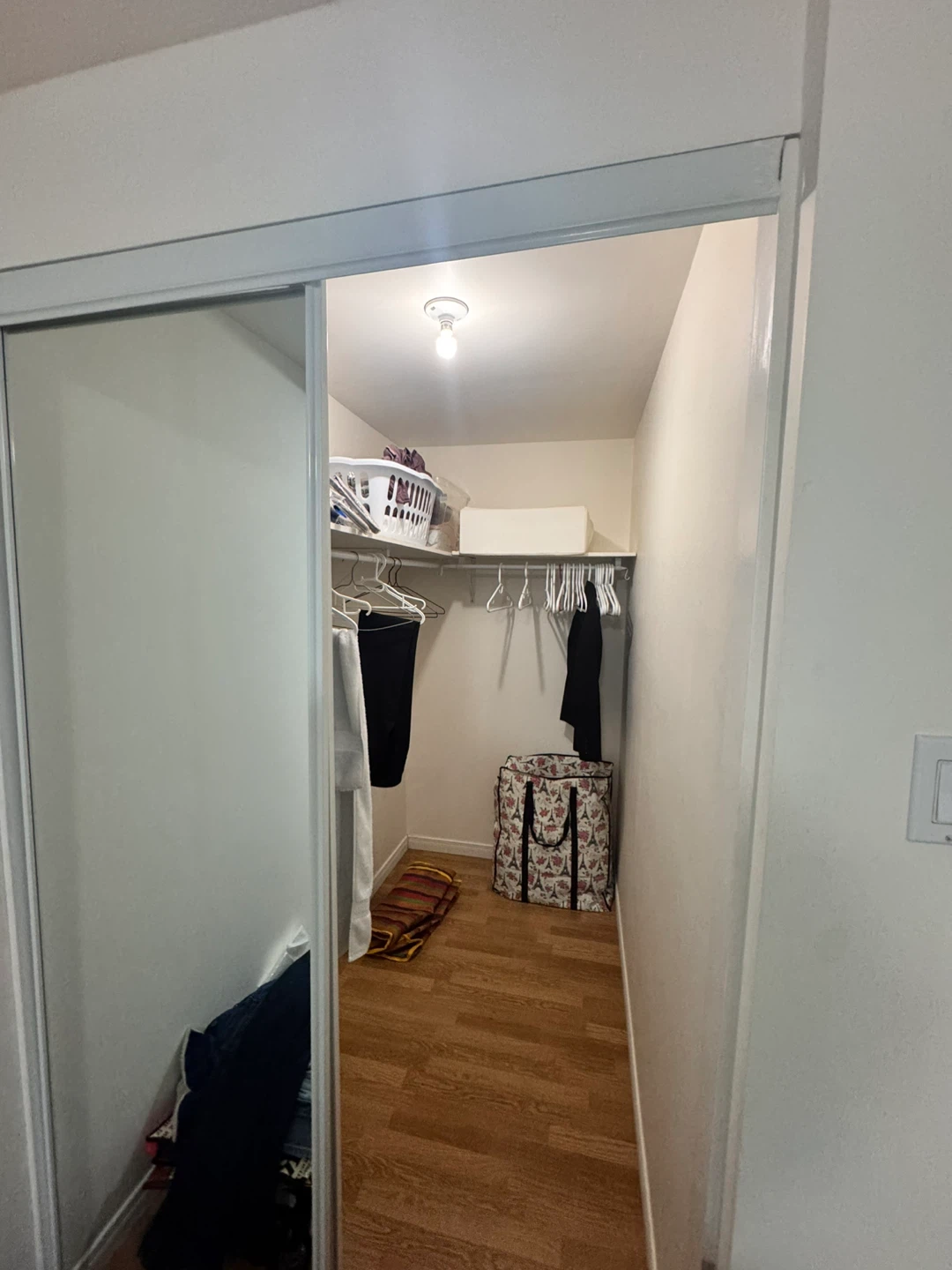 Apartment for rent in Oakville - photo 3