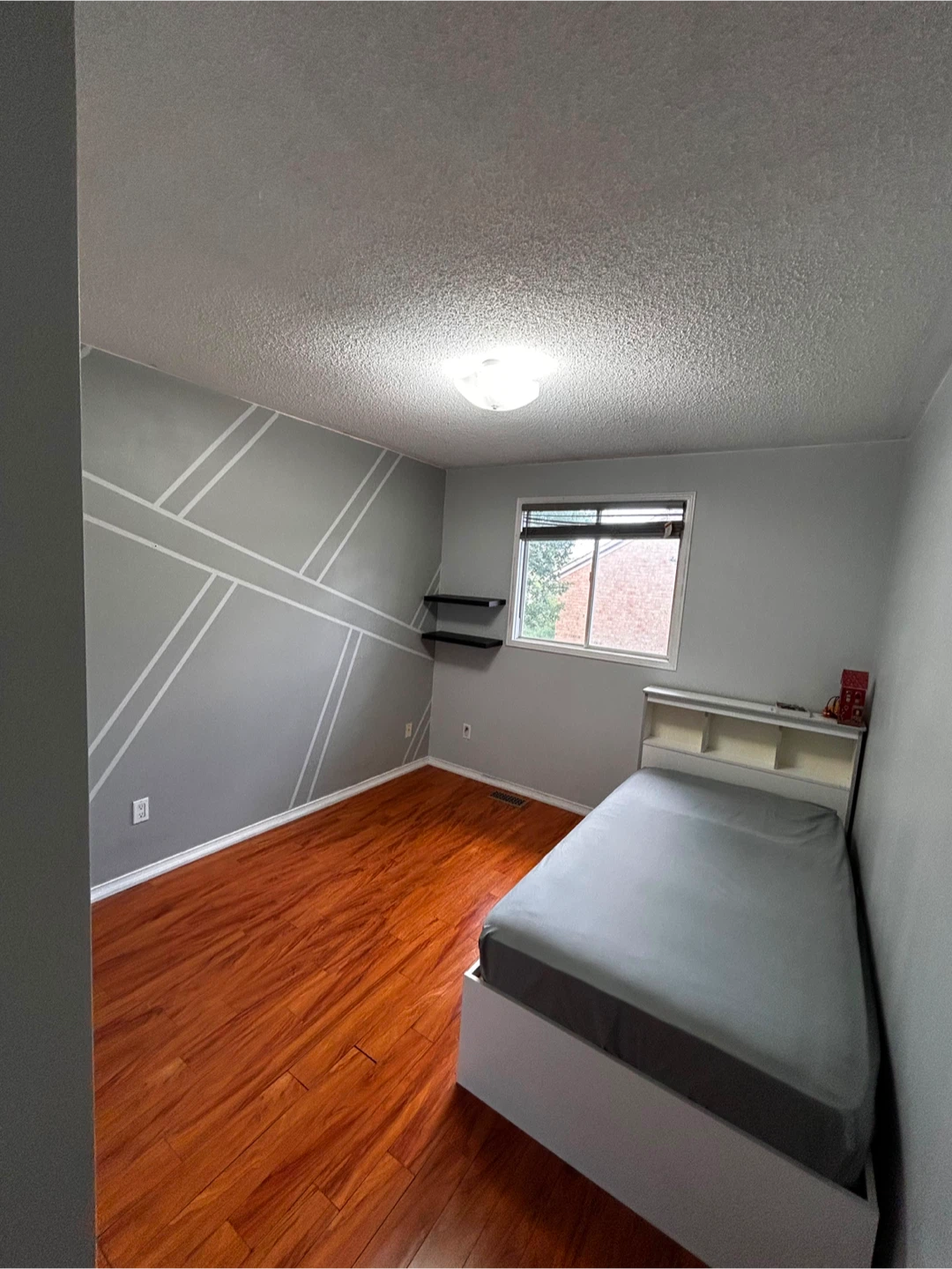 Private Room for Rent – Prime Location, Bus Stop Steps Away - photo 2