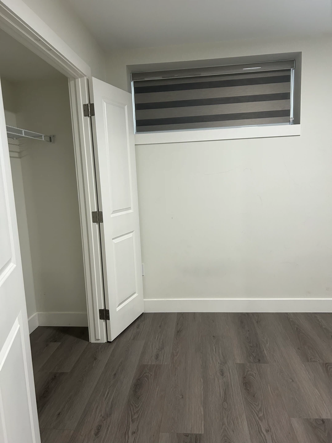 Modern Apartment Kitchen, Bathroom and Bedroom - photo 2