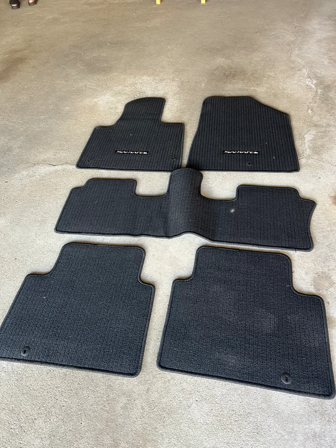 Hyundai Santa Fe floor mats - photo 2