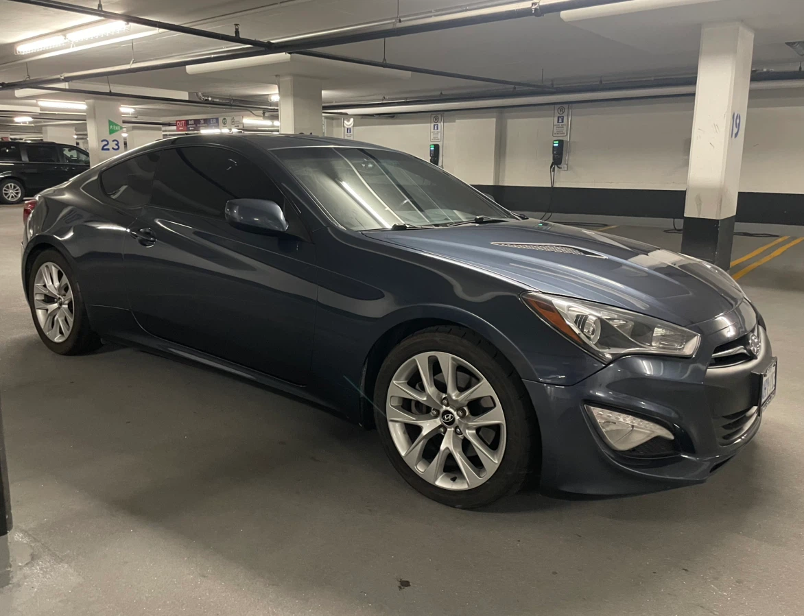 Hyundai Genesis Coupe 2.0T