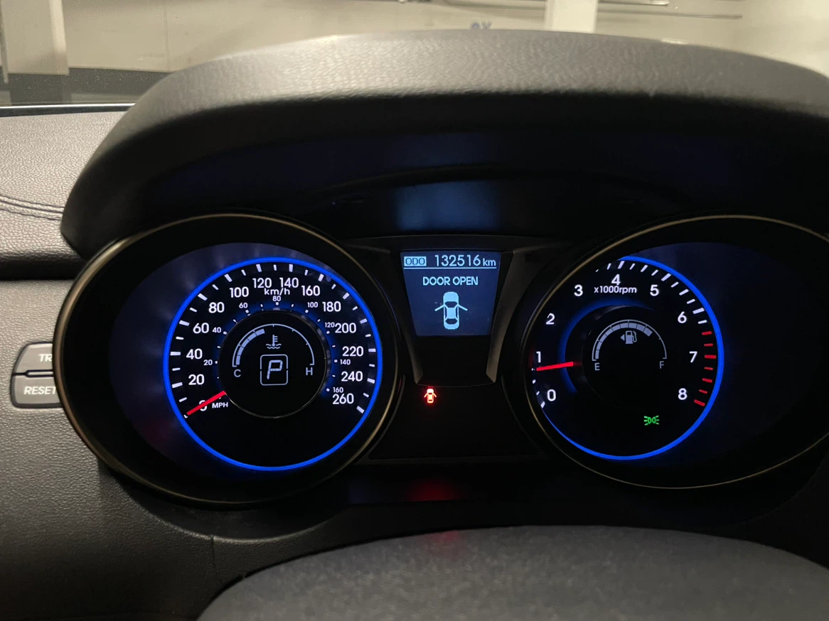 Hyundai Genesis Coupe 2.0T - photo 5