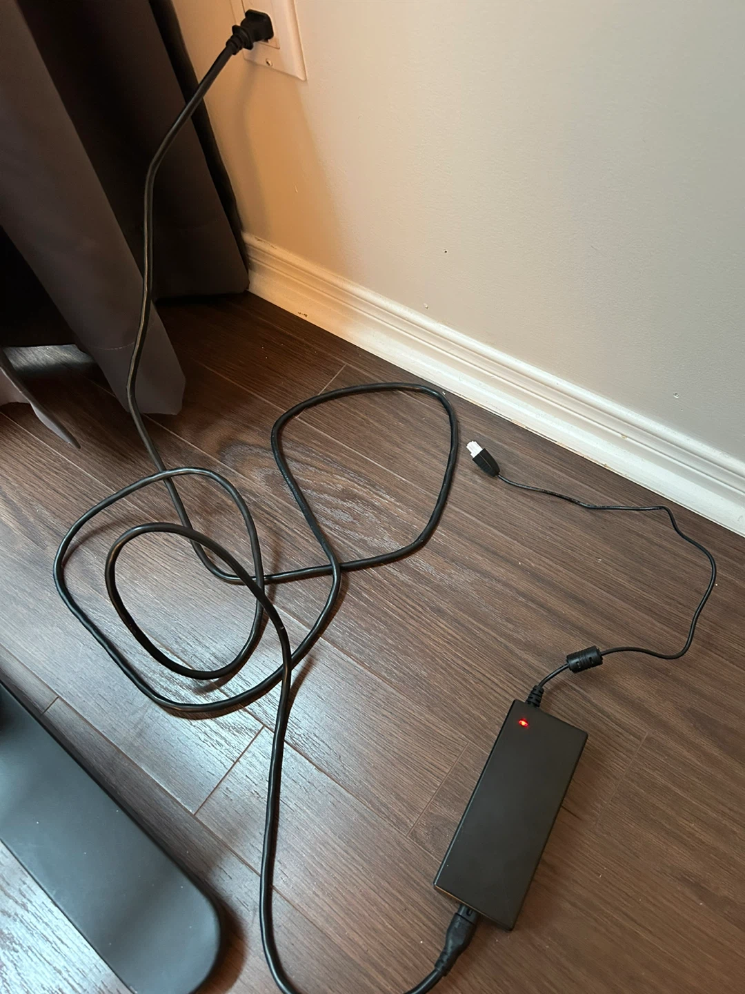 IKEA BEKANT Sit/Stand Desk - photo 2