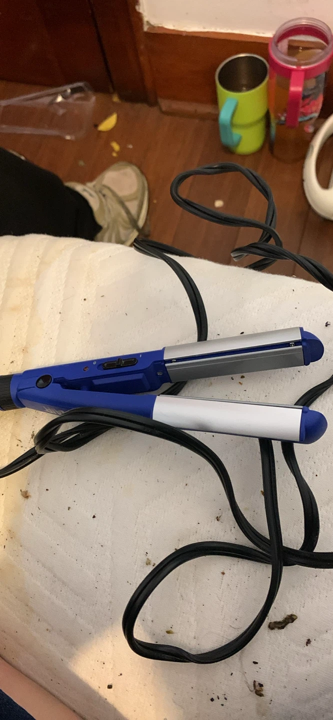 Blue Hair Curling Iron call 672-975-5756 - photo 2