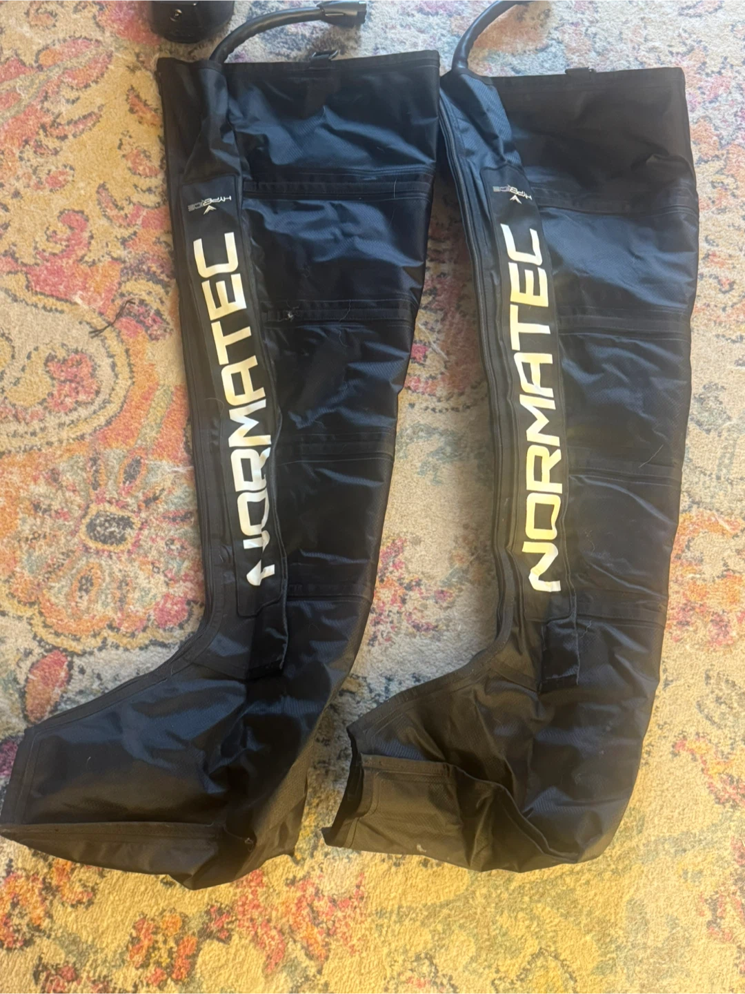 Normatec 2.0 Boots with Hip Attachment and Carrying Case - photo 4