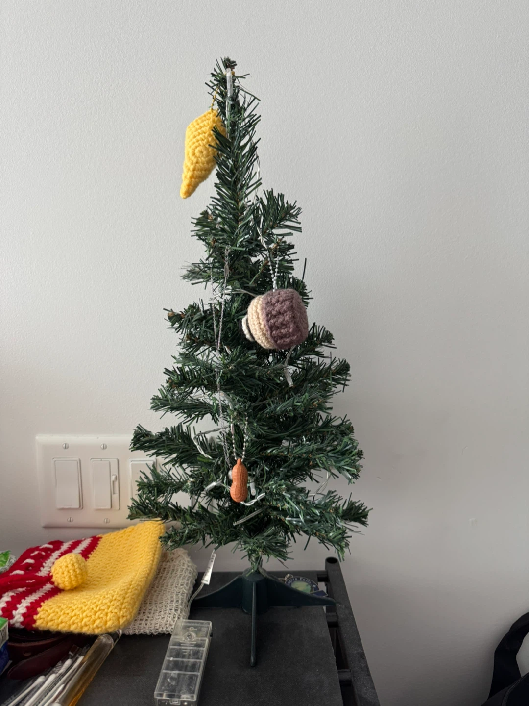 Moving sales- must go Christmas tree 55cm tall with lights