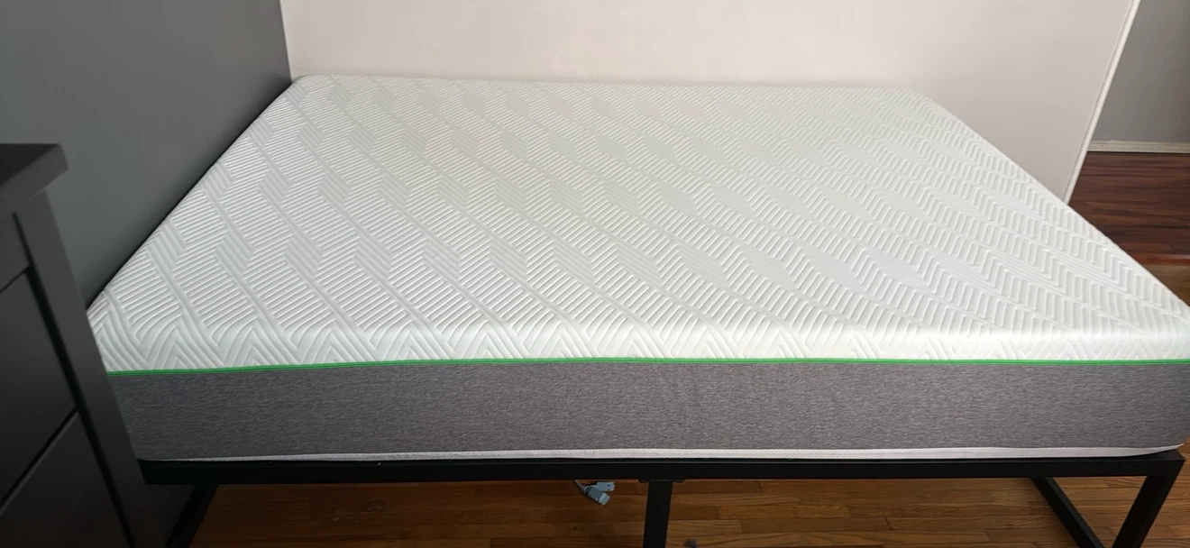 Double Sized Iyee Nature Mattress with Bed Frame