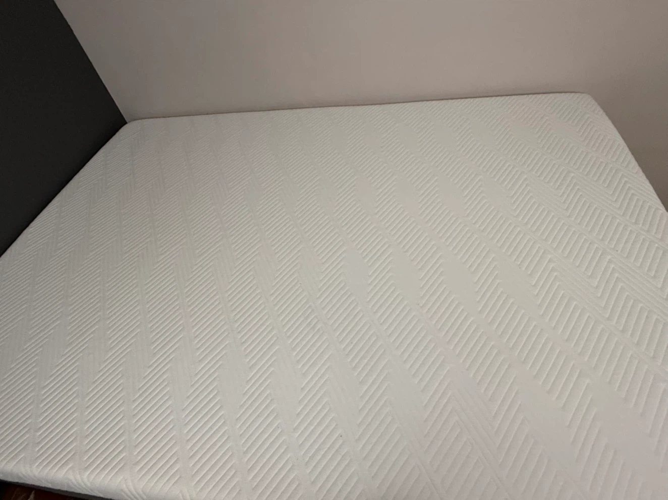 Double Sized Iyee Nature Mattress with Bed Frame - photo 4