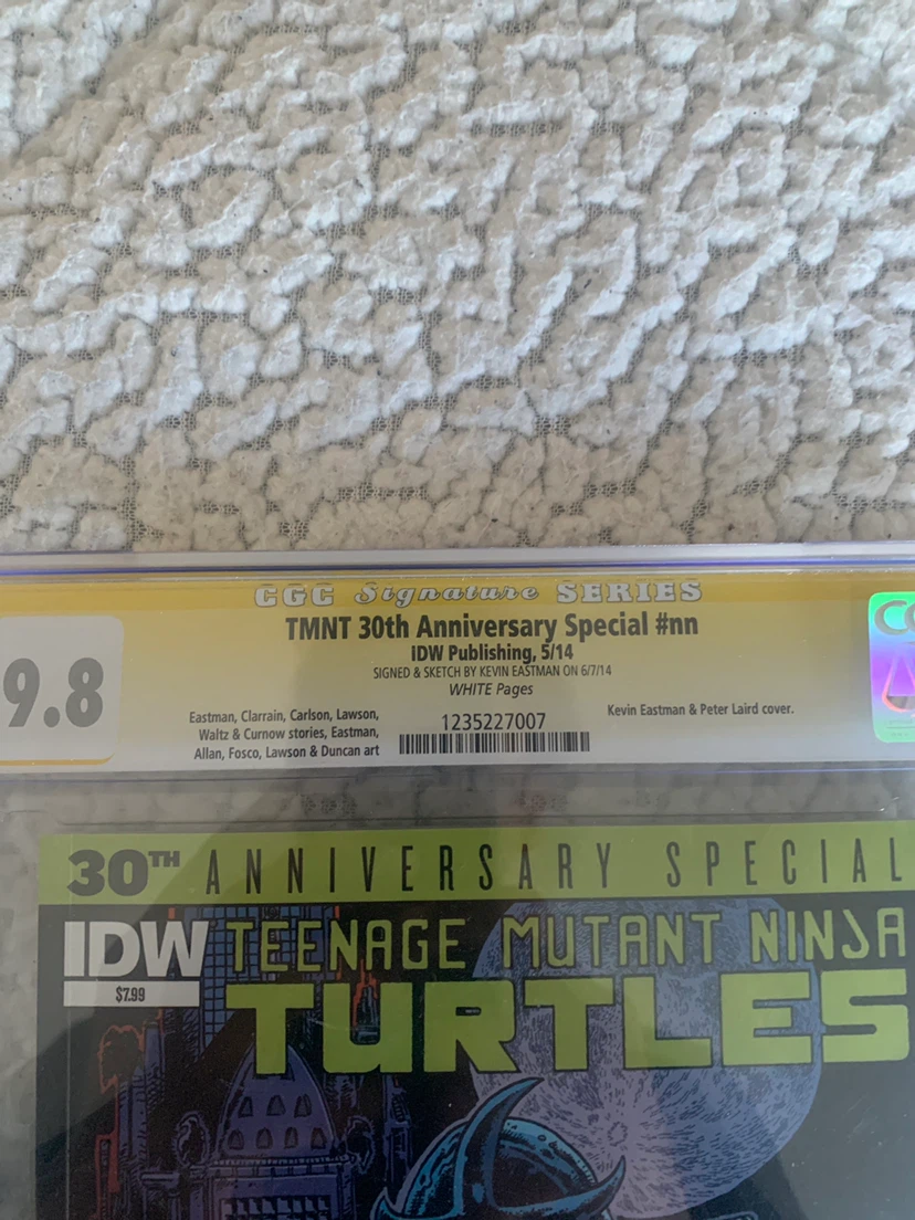 TMNT Special 30th Anniversary 9.8 graded signed comic NEGOTIABLE - photo 4