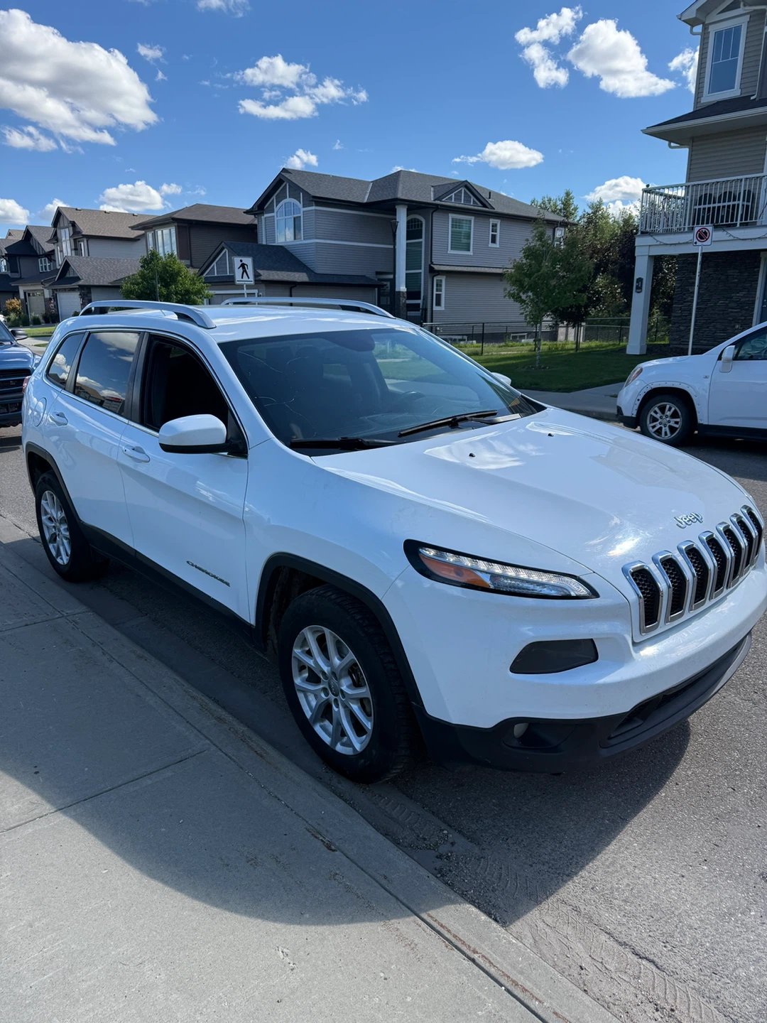 2016 Jeep Cherokee North 3.2L - photo 2