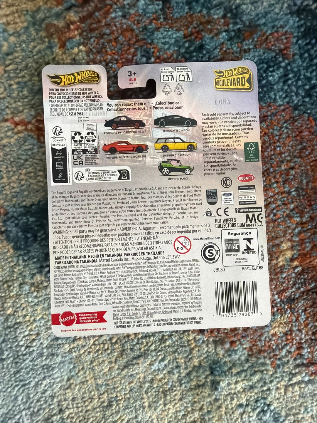 Hot Wheels Premium Boulevard Bugatti Chiron - photo 2
