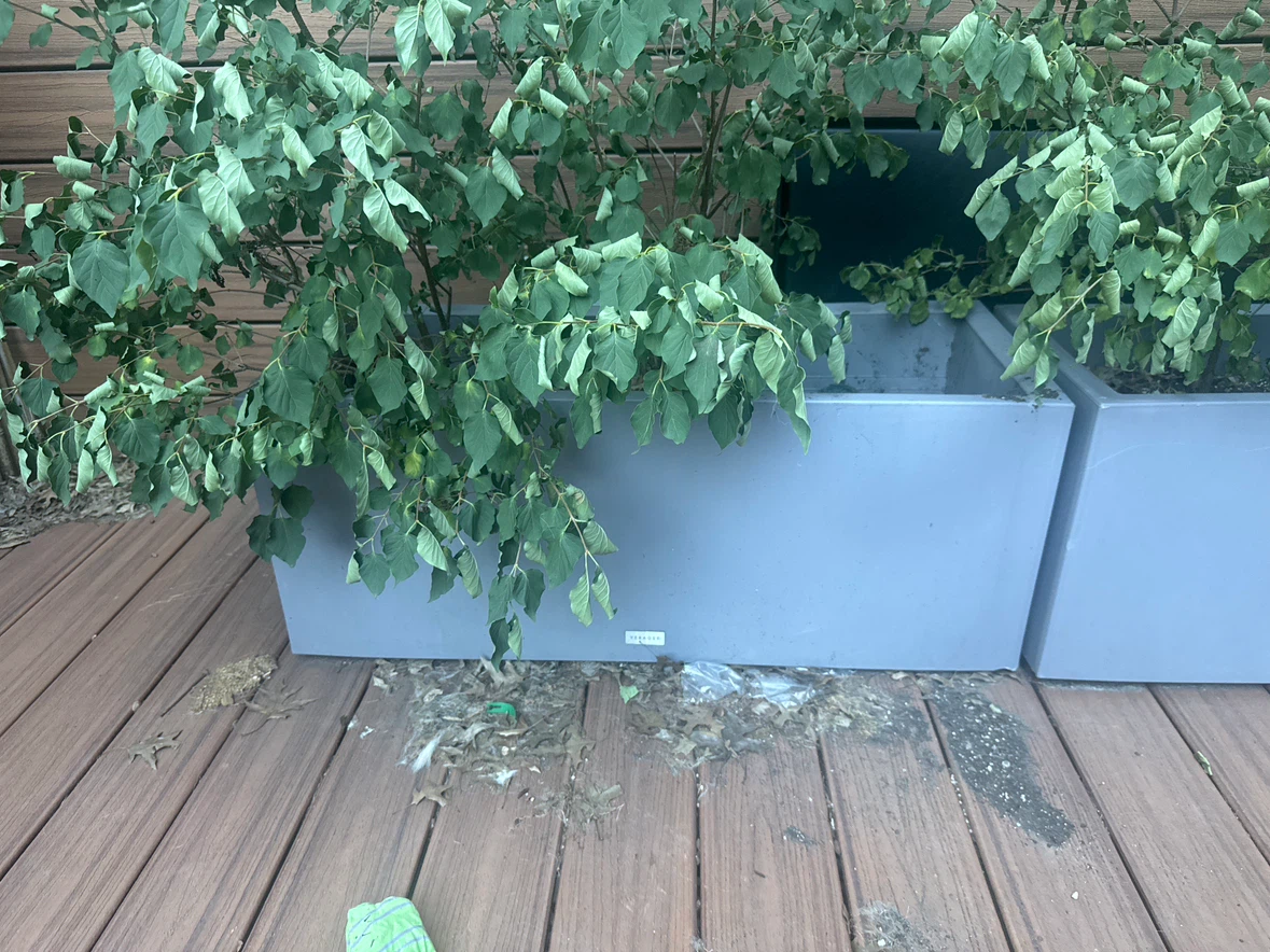 Two Large Grey Veradek Planter Boxes - photo 2