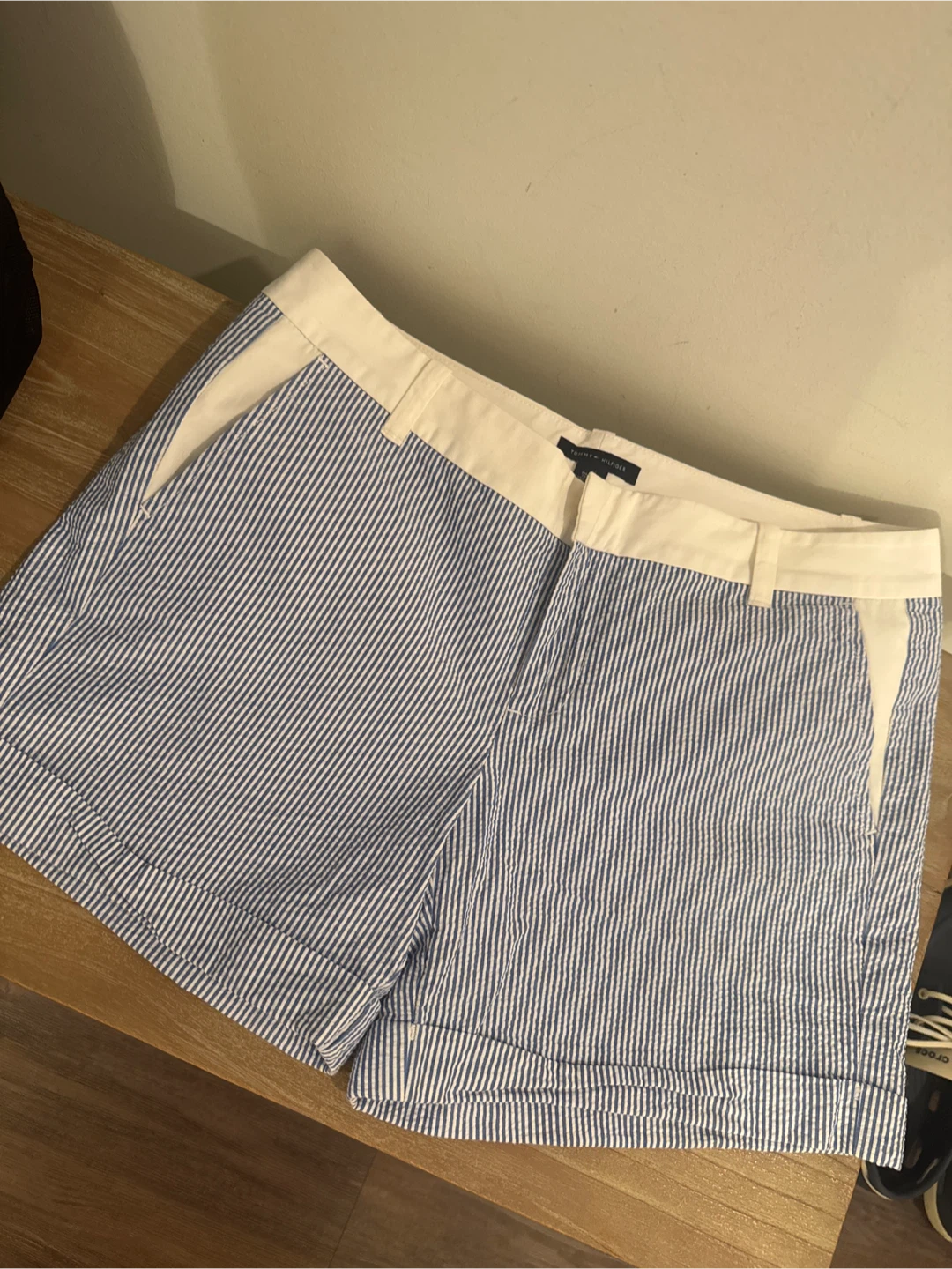 Tommy Hilfiger Seersucker Shorts Size 4
