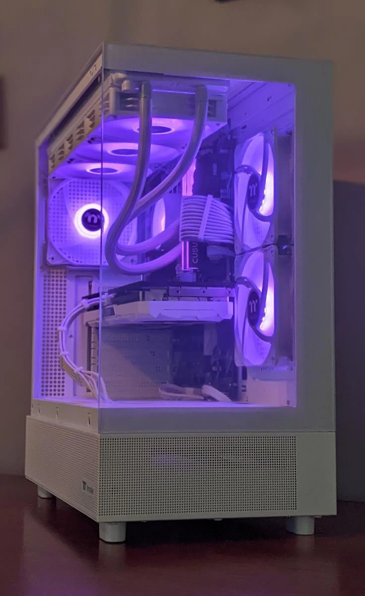 Thermaltake White Gaming PC Case with RGB Fans - photo 2