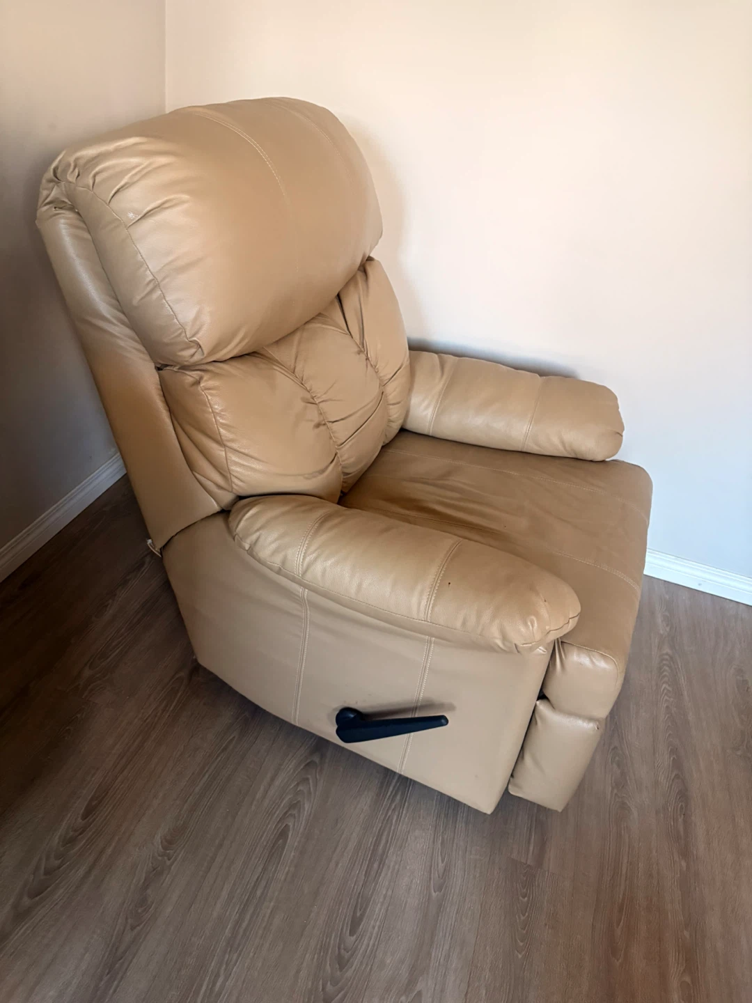 Tan Leather Recliner Chair - photo 2