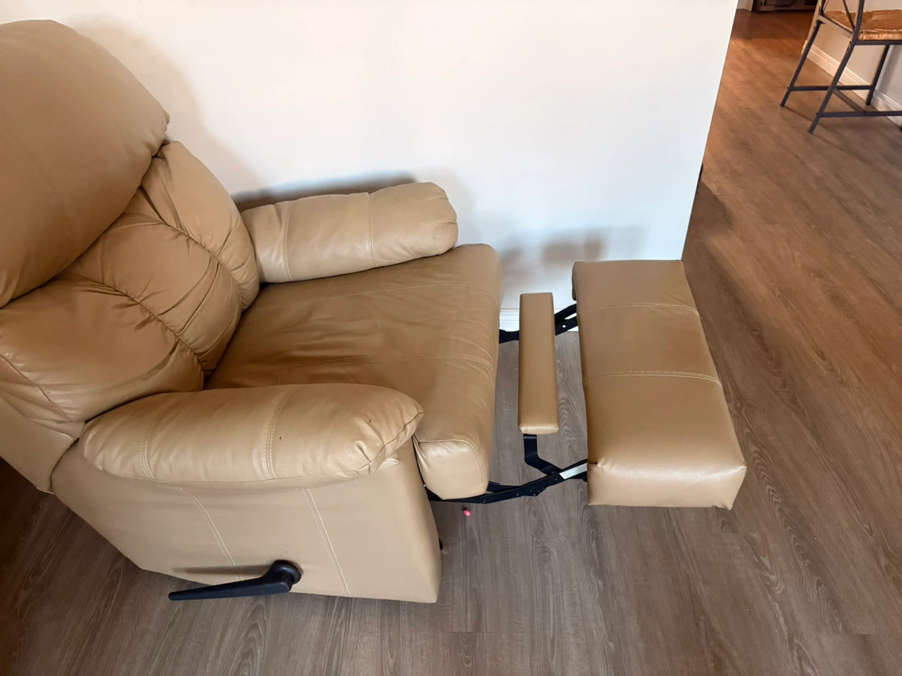 Tan Leather Recliner Chair - photo 3
