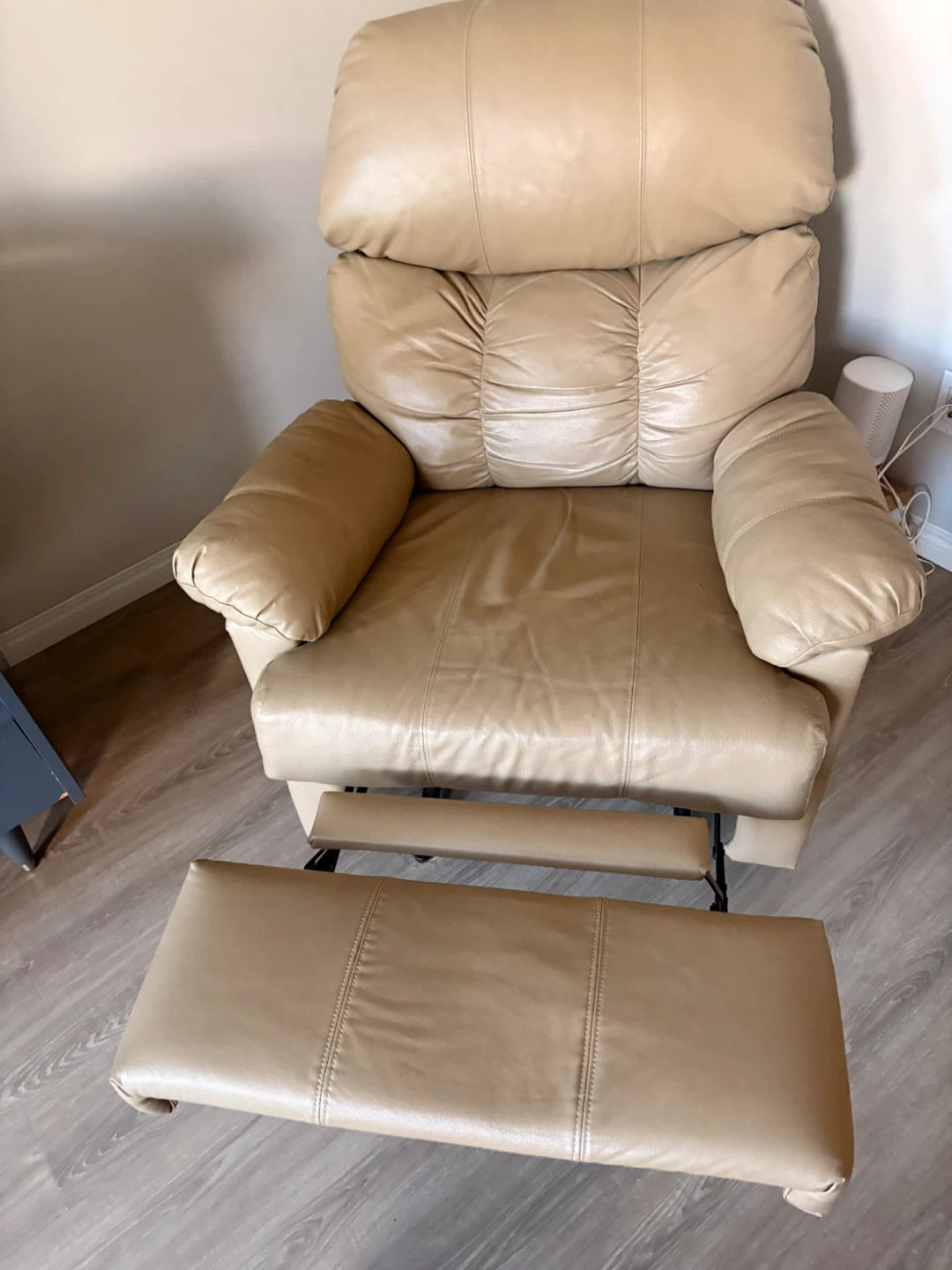 Tan Leather Recliner Chair - photo 5