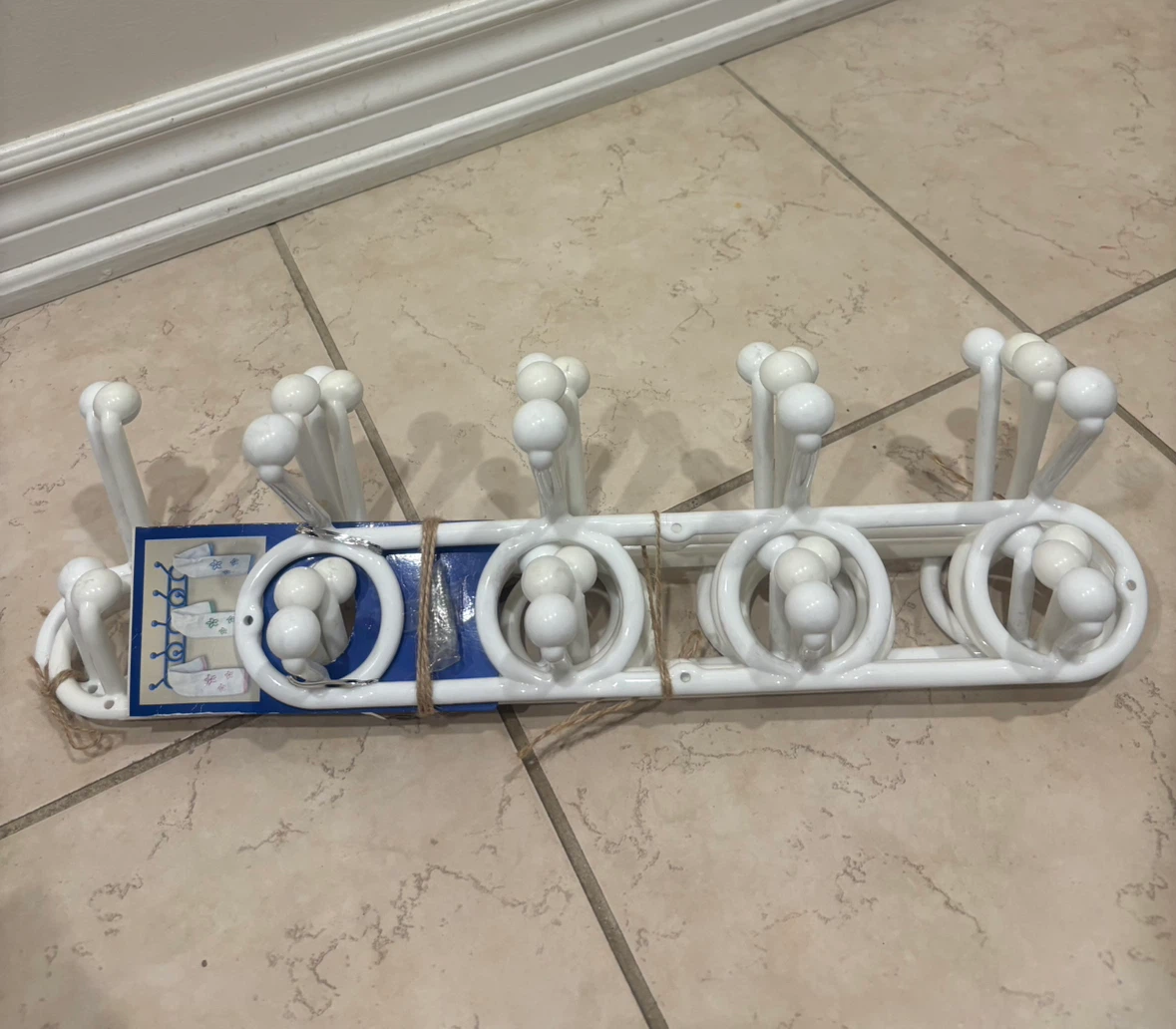 White Metal Wall Hook Rack