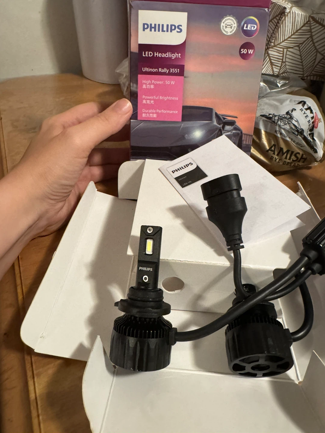 New Philips 3551 LED Bulbs - HB3 / HB4 (9005 / 9006) 50W - photo 5