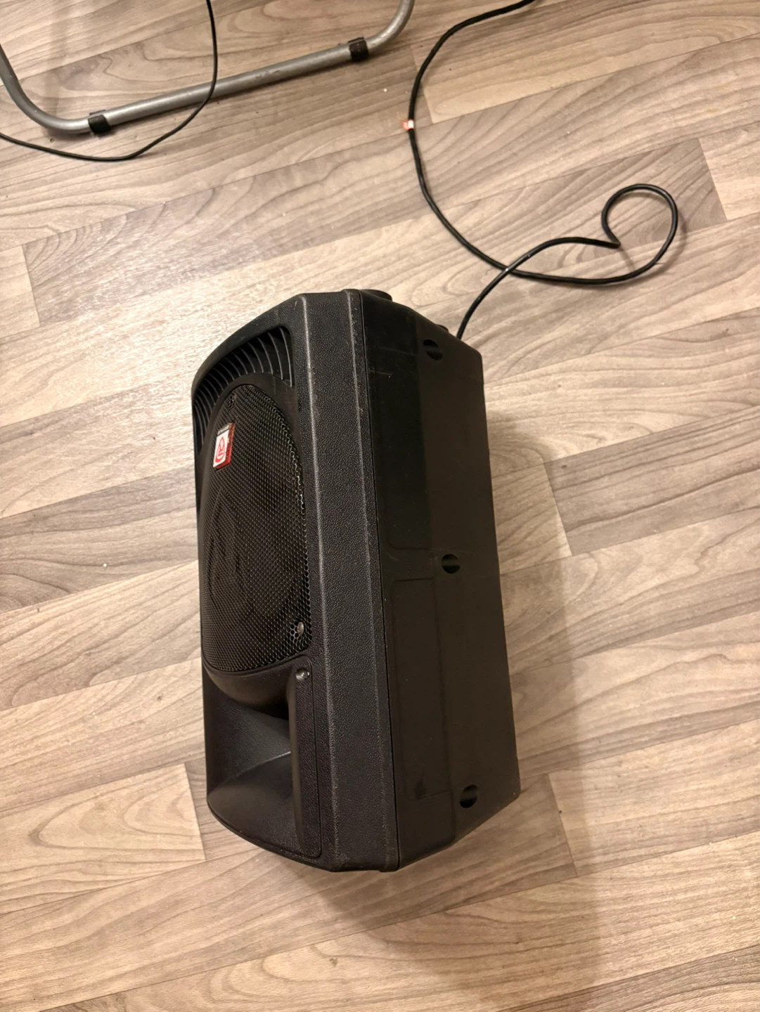Rockville Powered Speaker - photo 4