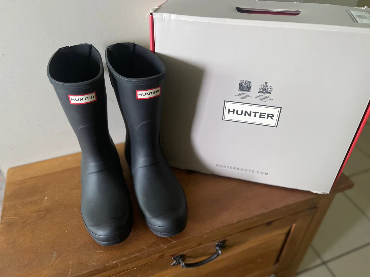 Hunter Boots Black Mid Calf Rubber Rain Boots - photo 3