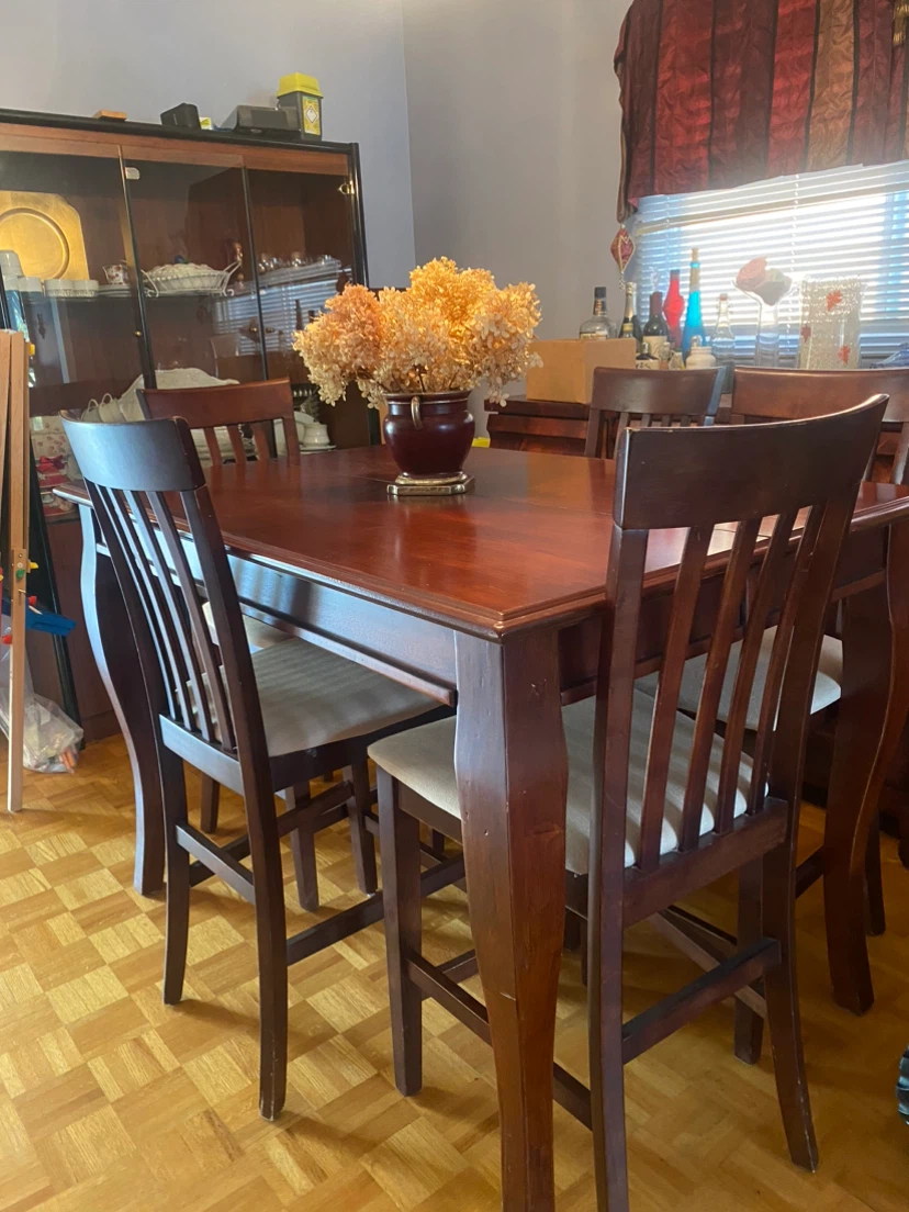 Solid Wood Dining Table and Chairs - photo 4