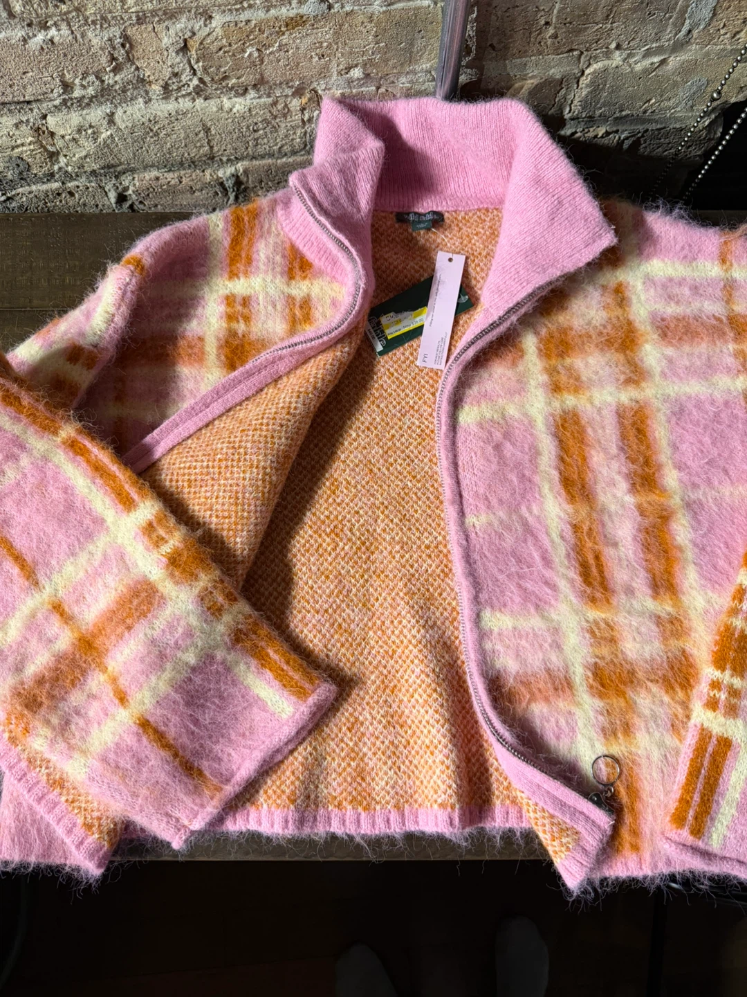 Wild Fable Pink Plaid Zip-Up Sweater size Large - photo 3