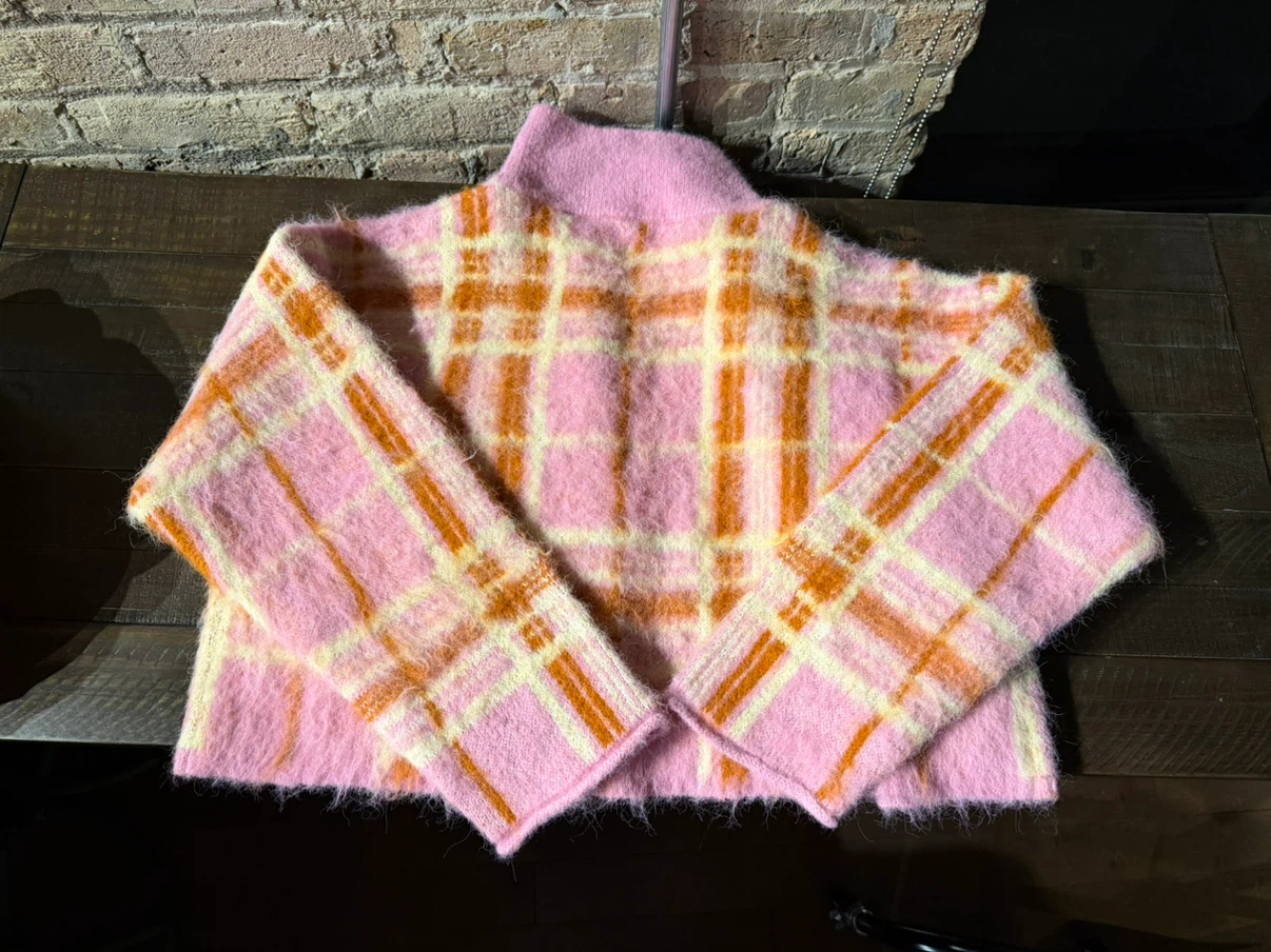 Wild Fable Pink Plaid Zip-Up Sweater size Large - photo 4
