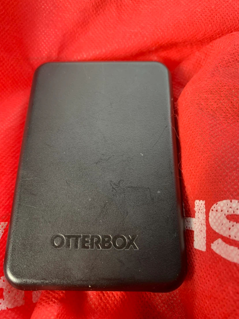 OtterBox Wireless Power Bank 5000 mAh 672-975-5756 - photo 2