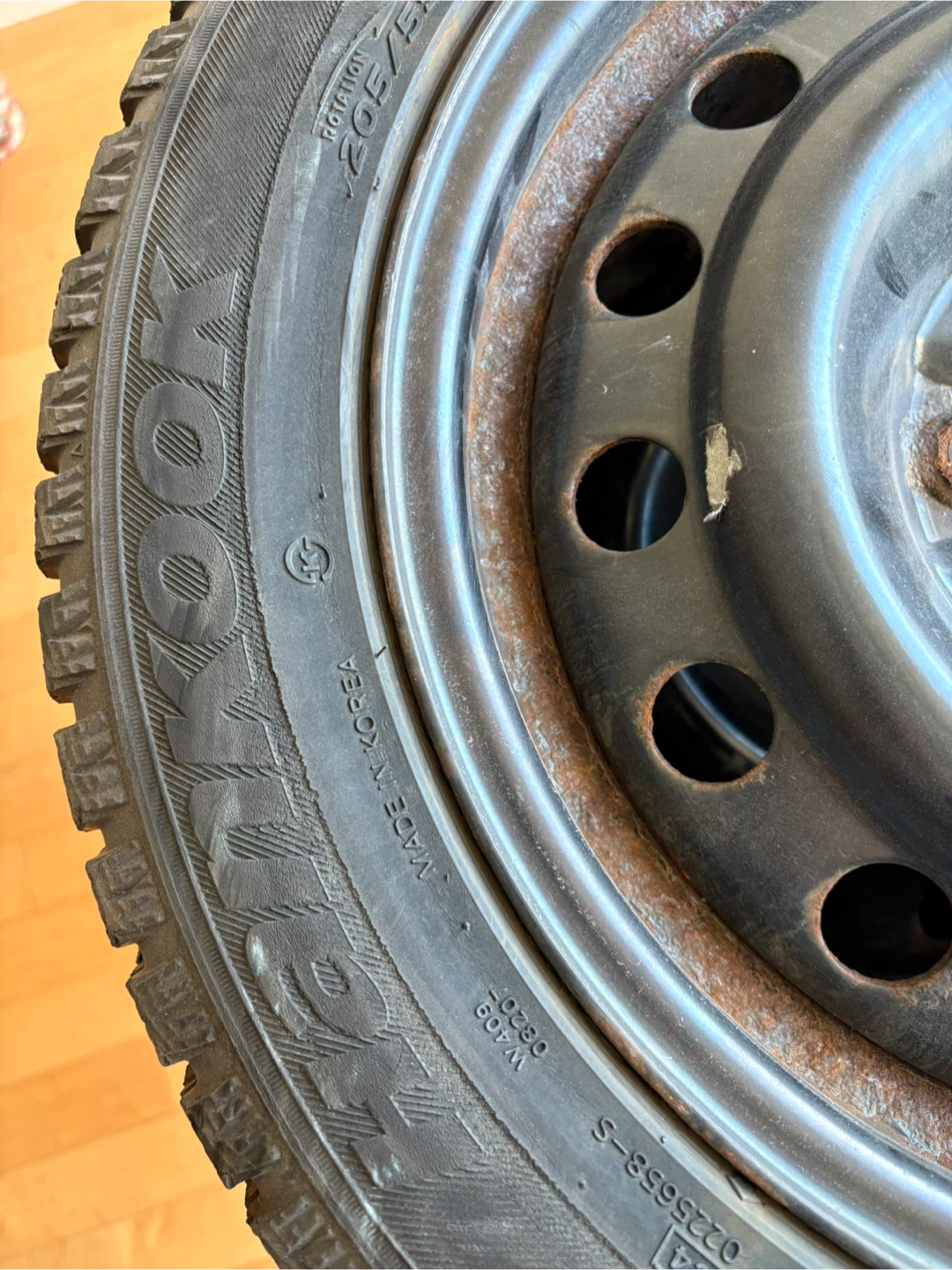 Hankook Winter i*Pike 205/55R16 Tires on Steel Rims - photo 5