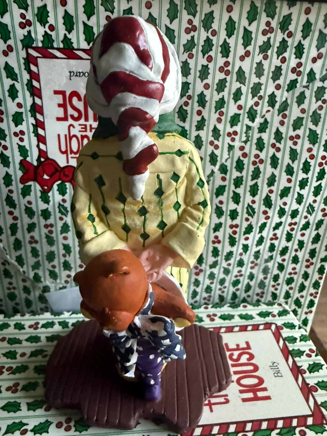 Christmas Caroler Figurine - Billy - photo 2