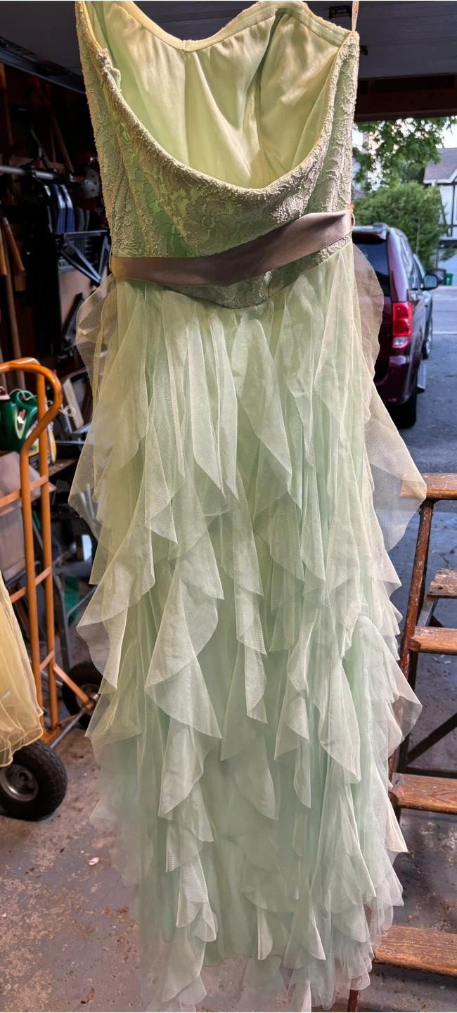 Prom dresses Le Château mint green ruffled formal dress - photo 2