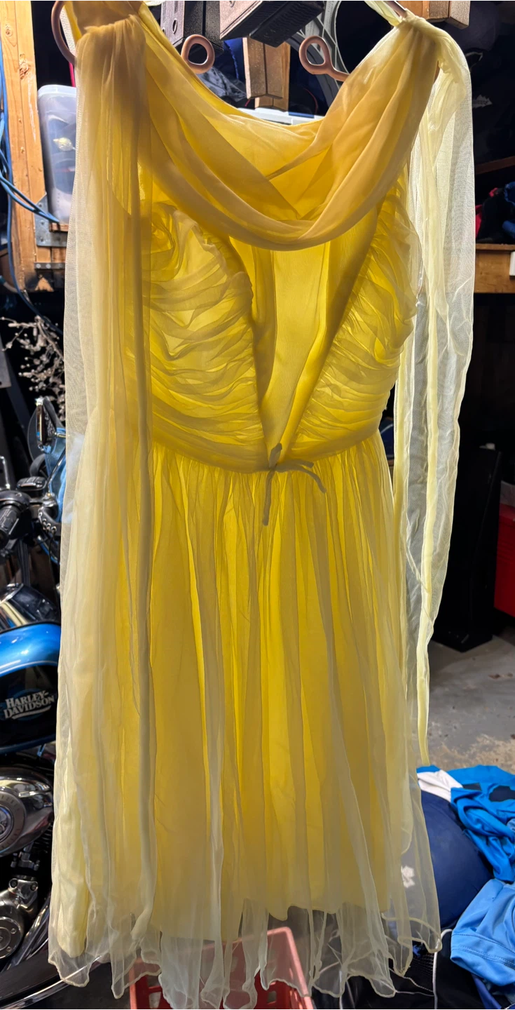 Prom dresses Le Château mint green ruffled formal dress - photo 4