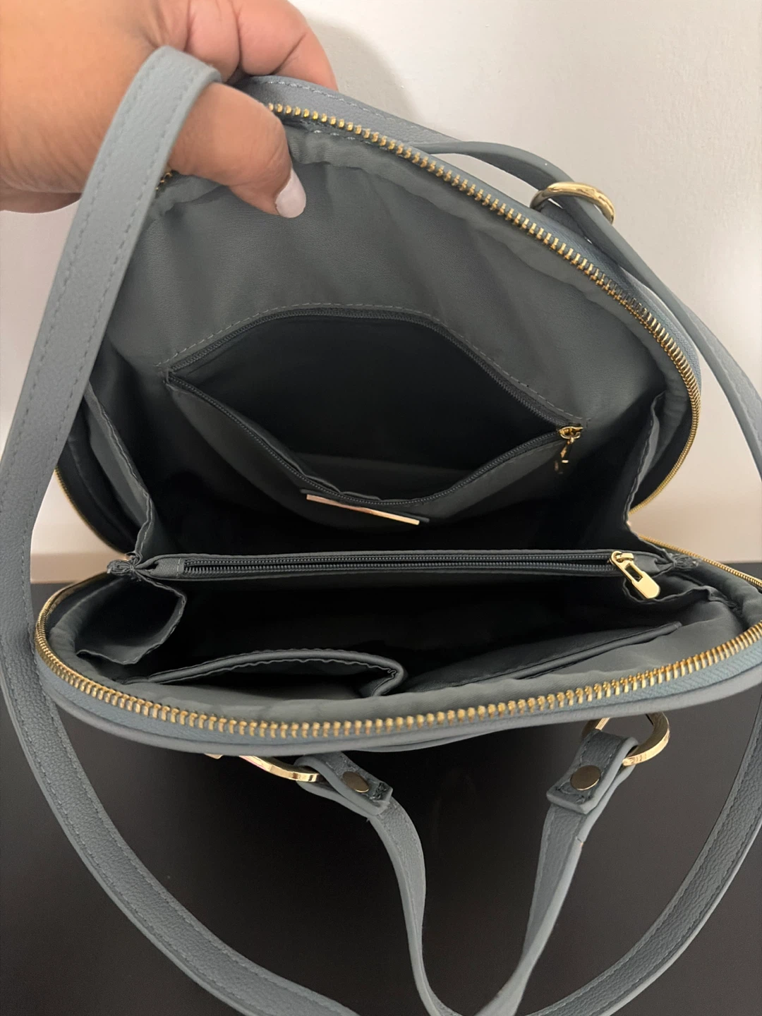 Moztique Gray Faux Leather Convertible Backpack Purse - photo 5